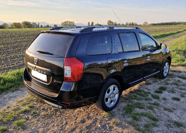 Dacia Logan MCV Essence avec Climatisation