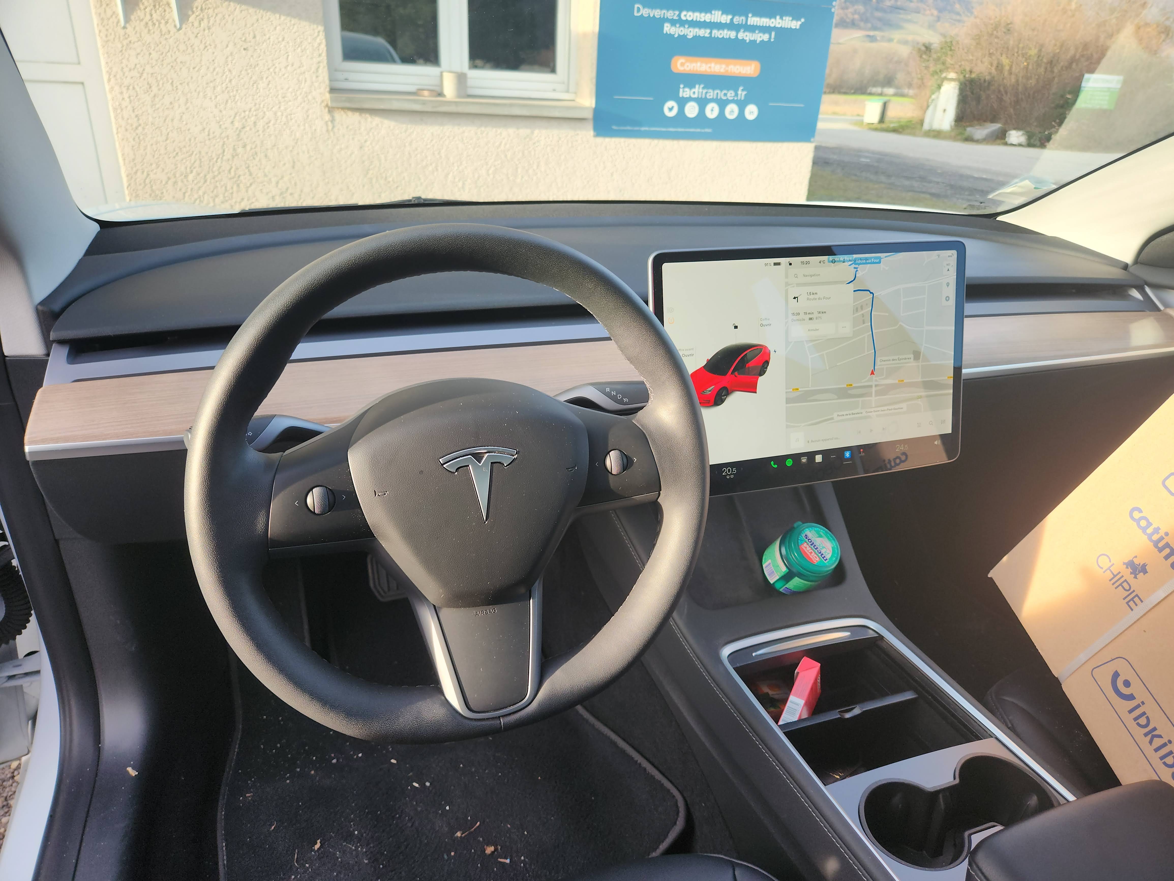 Tesla Model 3 Standard Range Plus avec Régulateur de vitesse