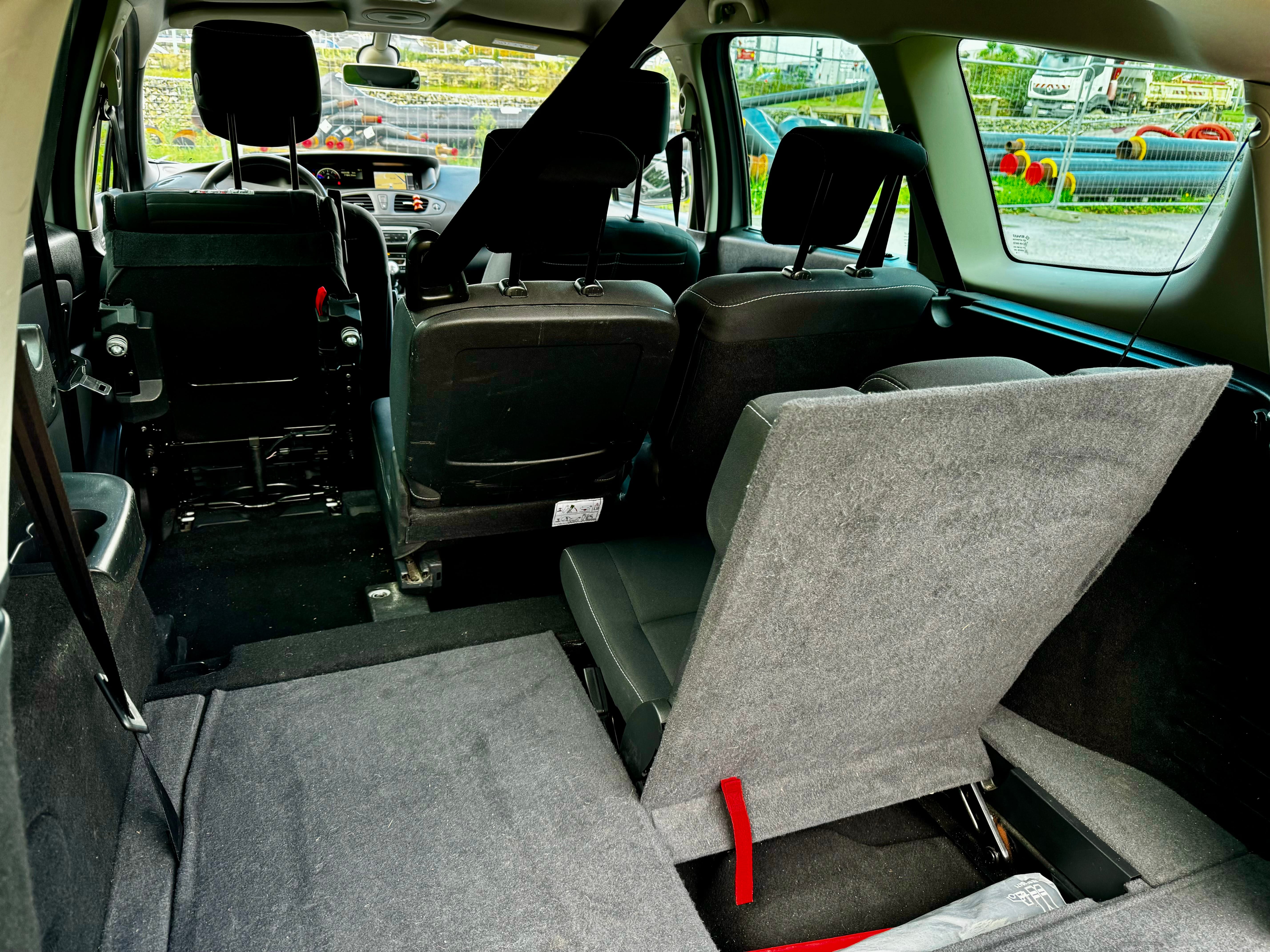 Renault Grand Scenic 1.5dci avec Siège bébé