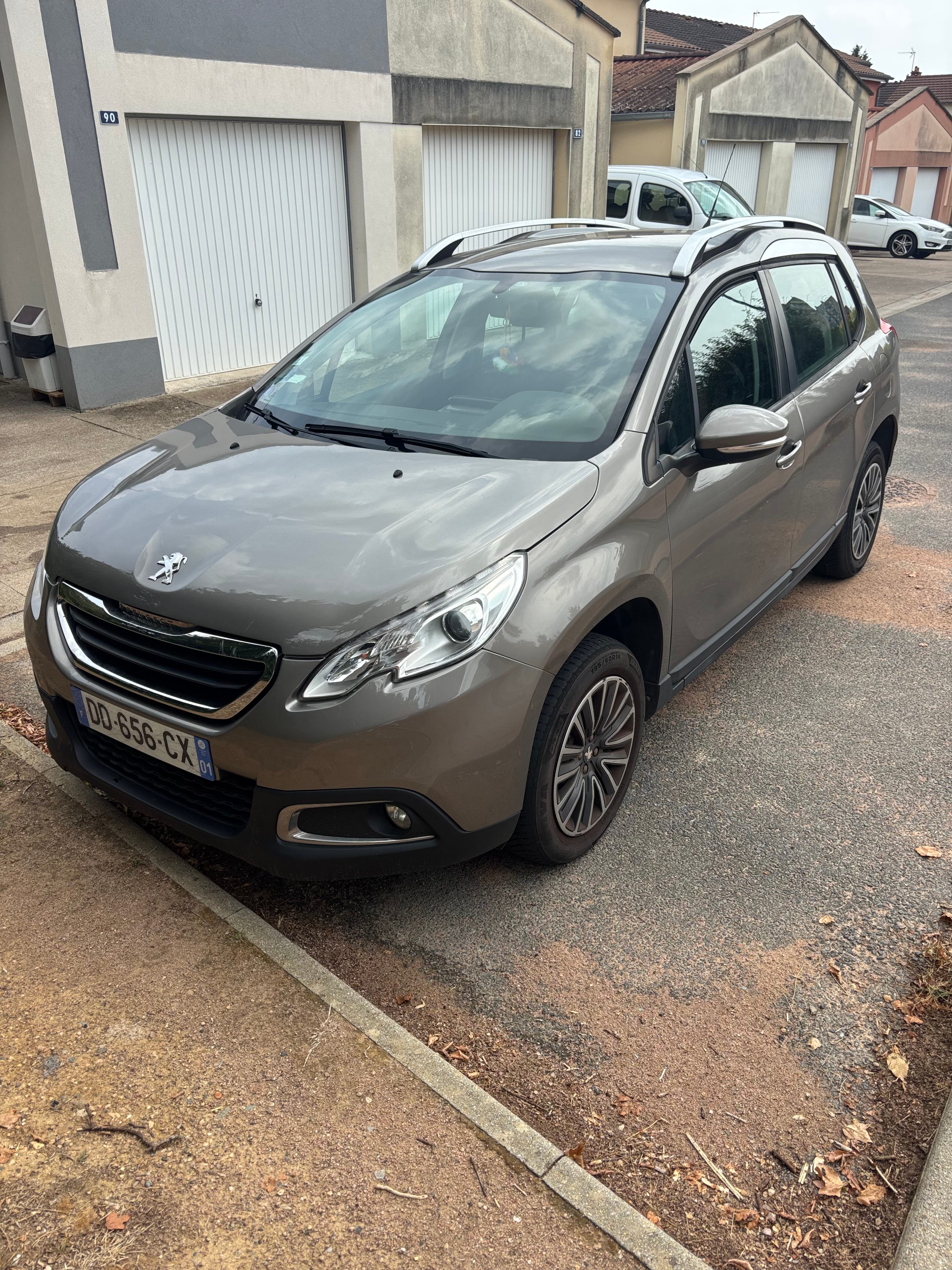 Peugeot 2008, 2014, Essence 95
