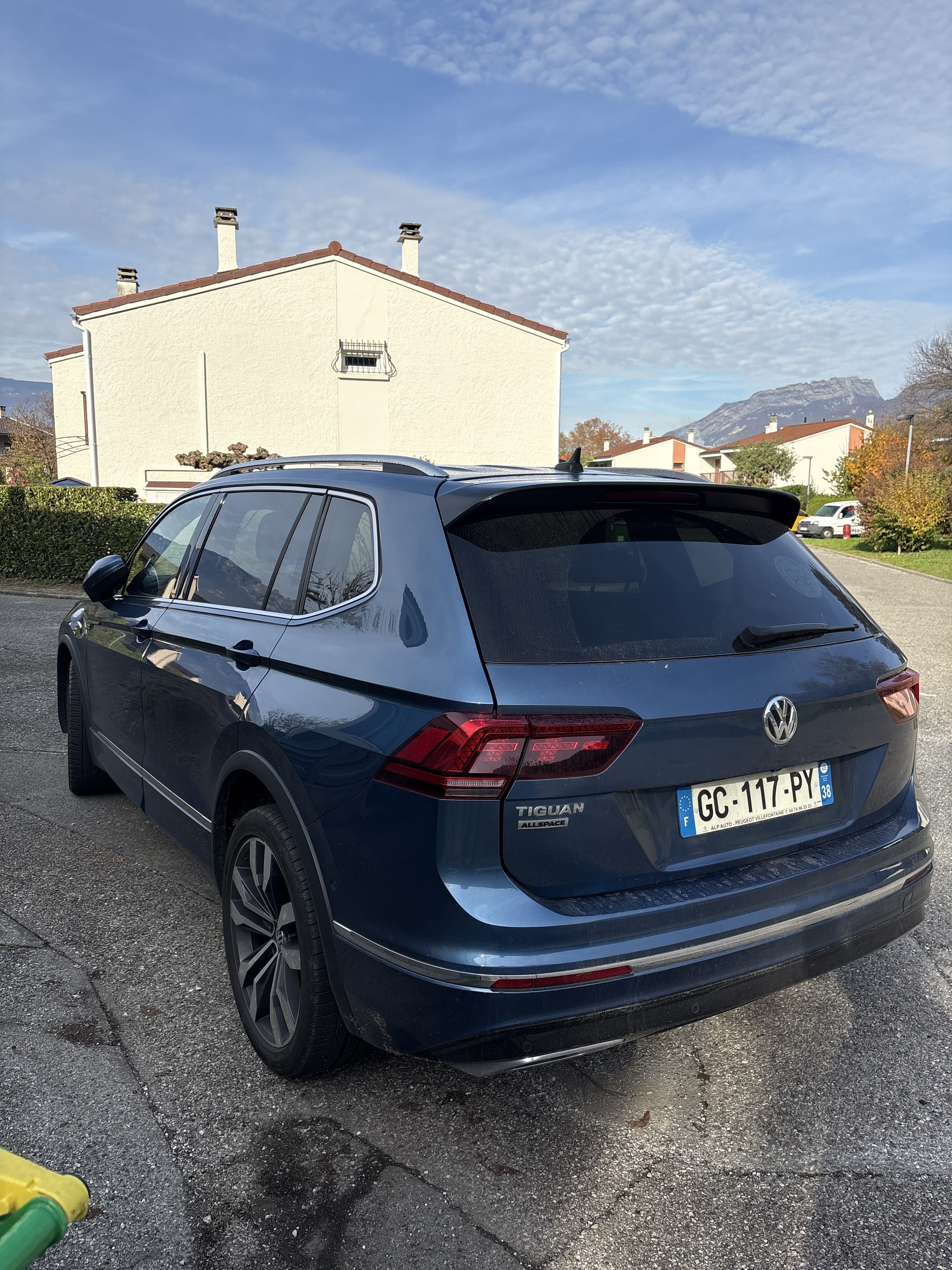 Volkswagen Tiguan 2.0 Hdi tous les espaces avec Climatisation