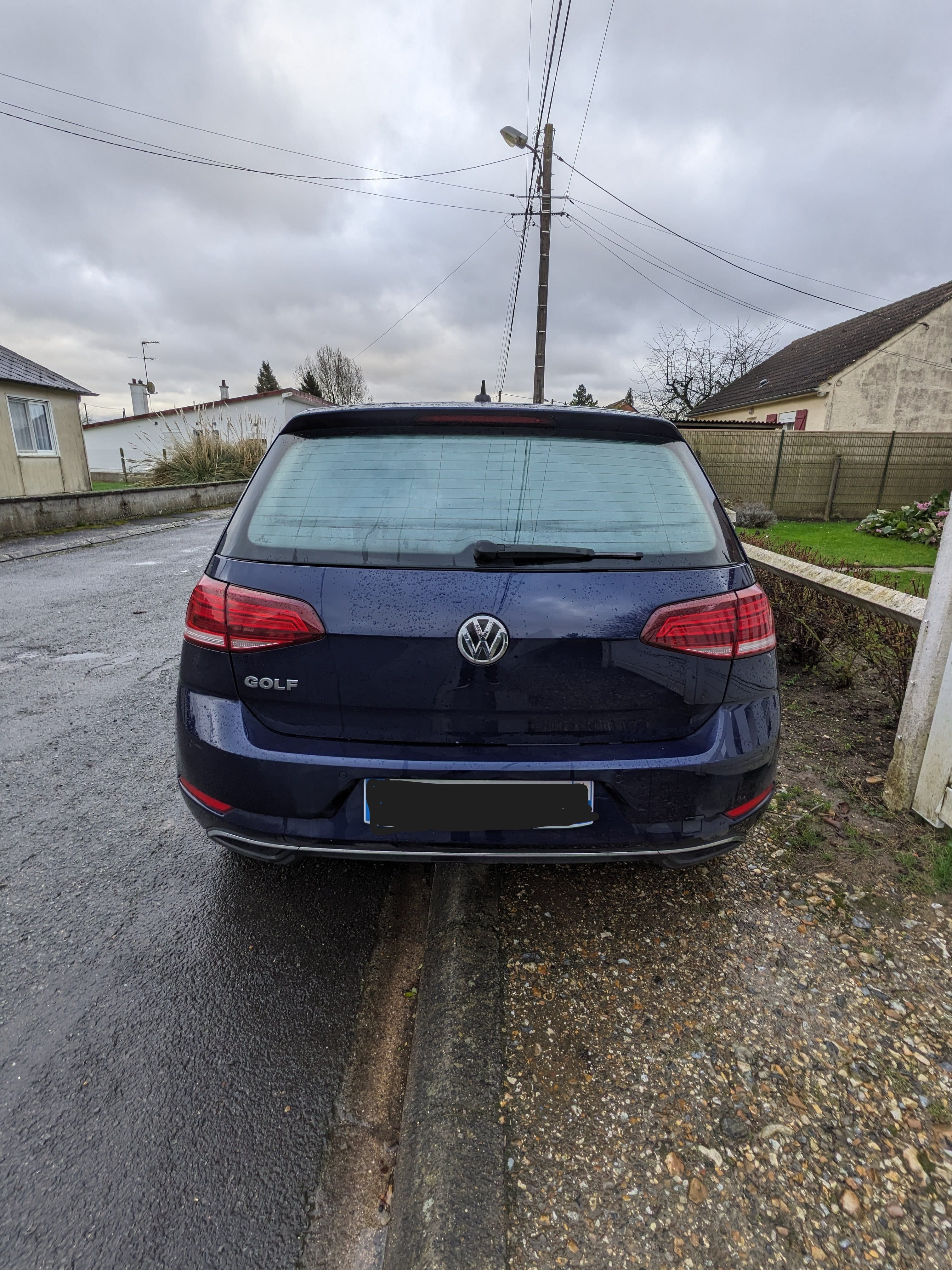 Volkswagen Golf avec GPS