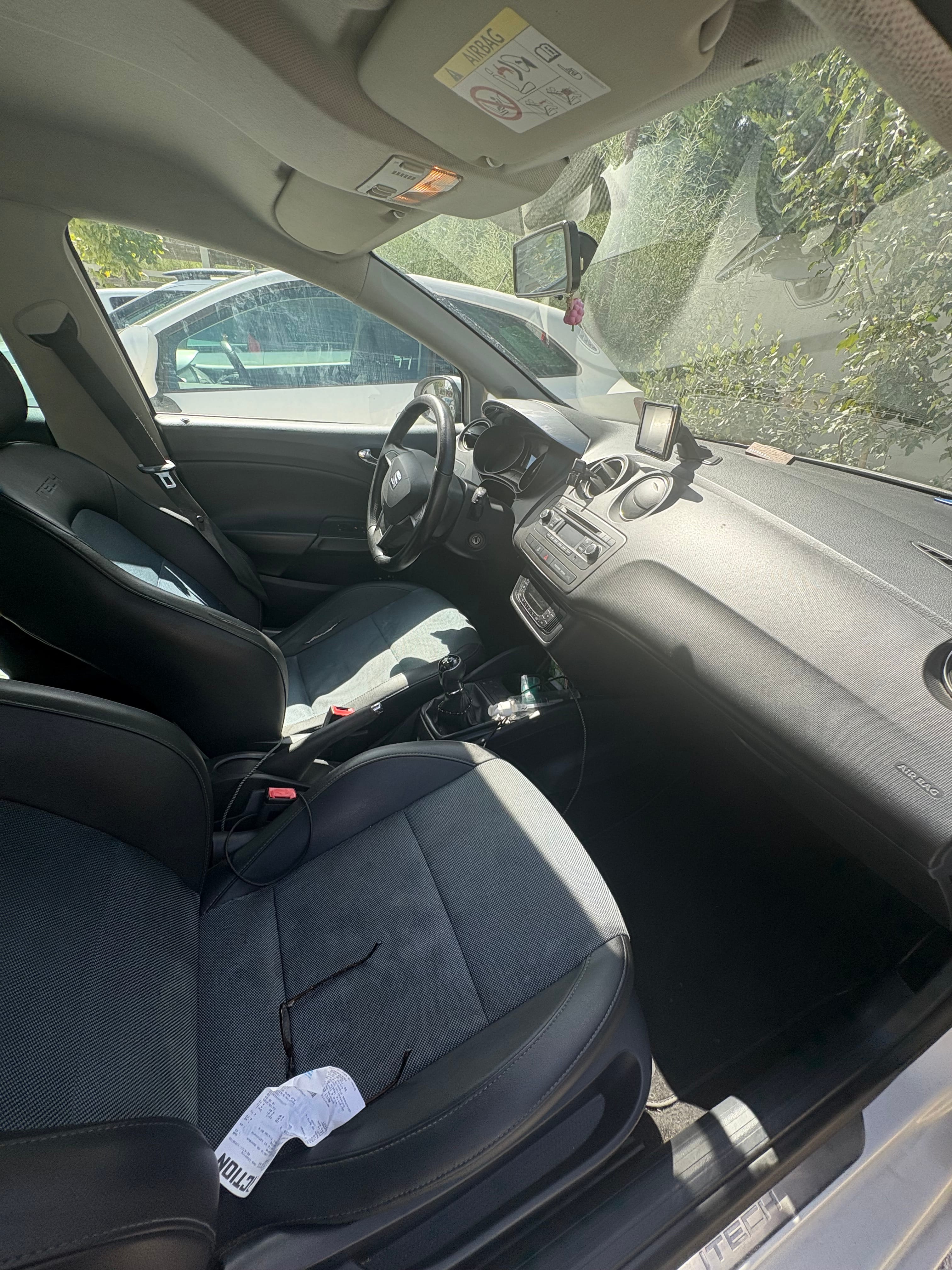 Seat Ibiza avec GPS