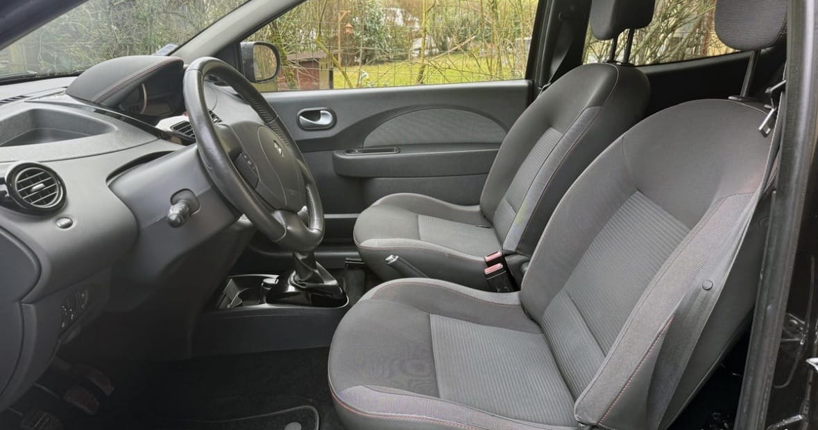 Renault Twingo II avec Chaines