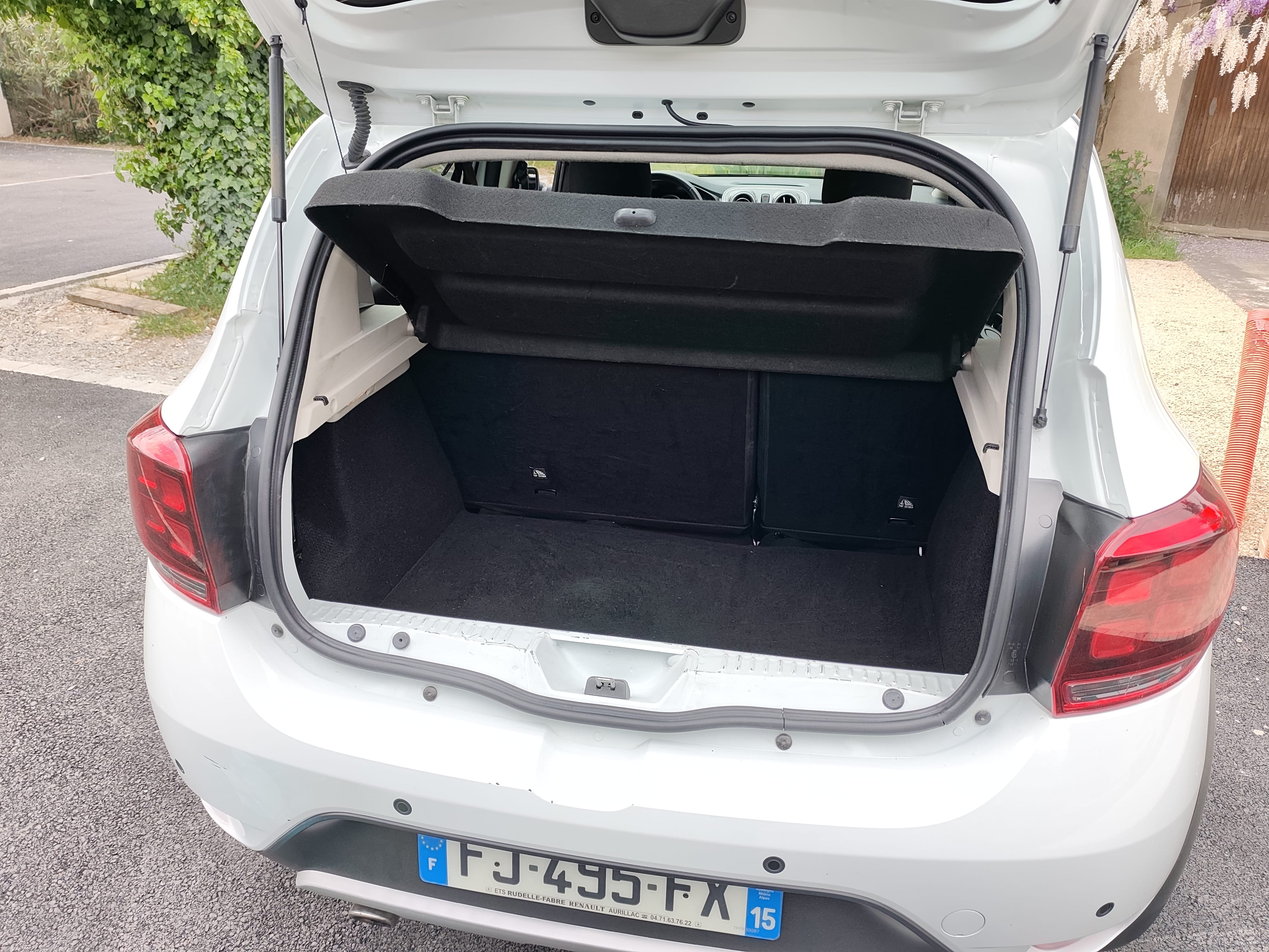 Dacia Sandero Stepway avec Siège bébé