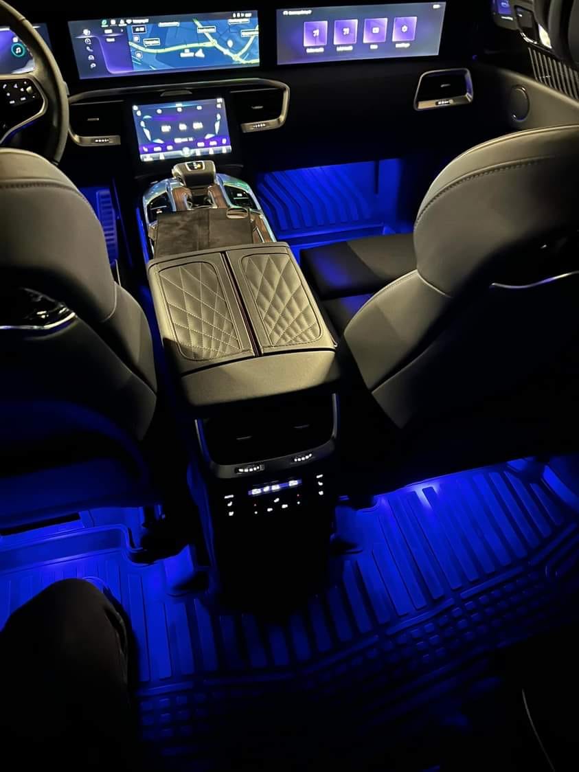 Hongqi E-HS9 mit 4-Rad-Antrieb
