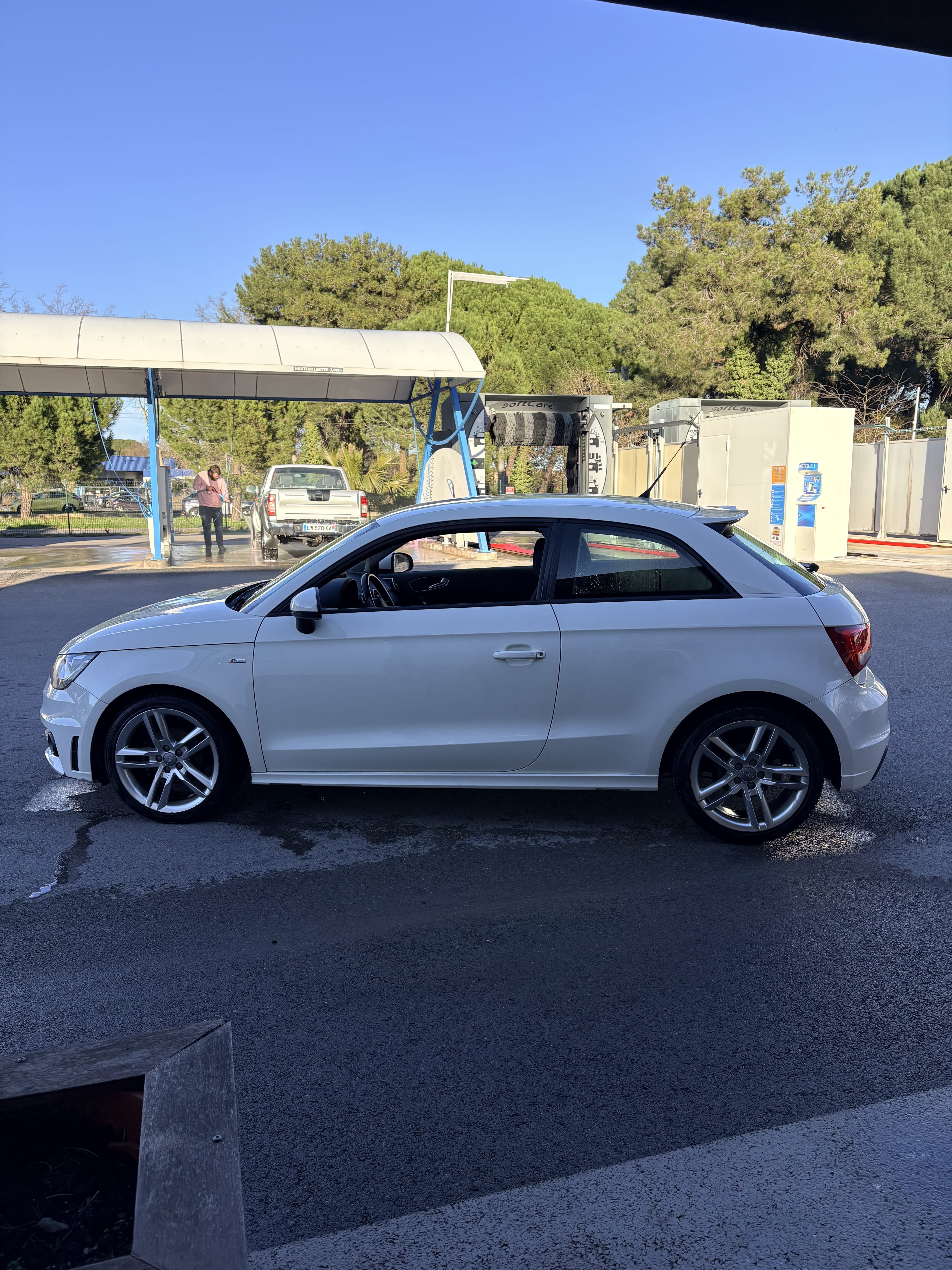 Audi A1 S-line avec Climatisation