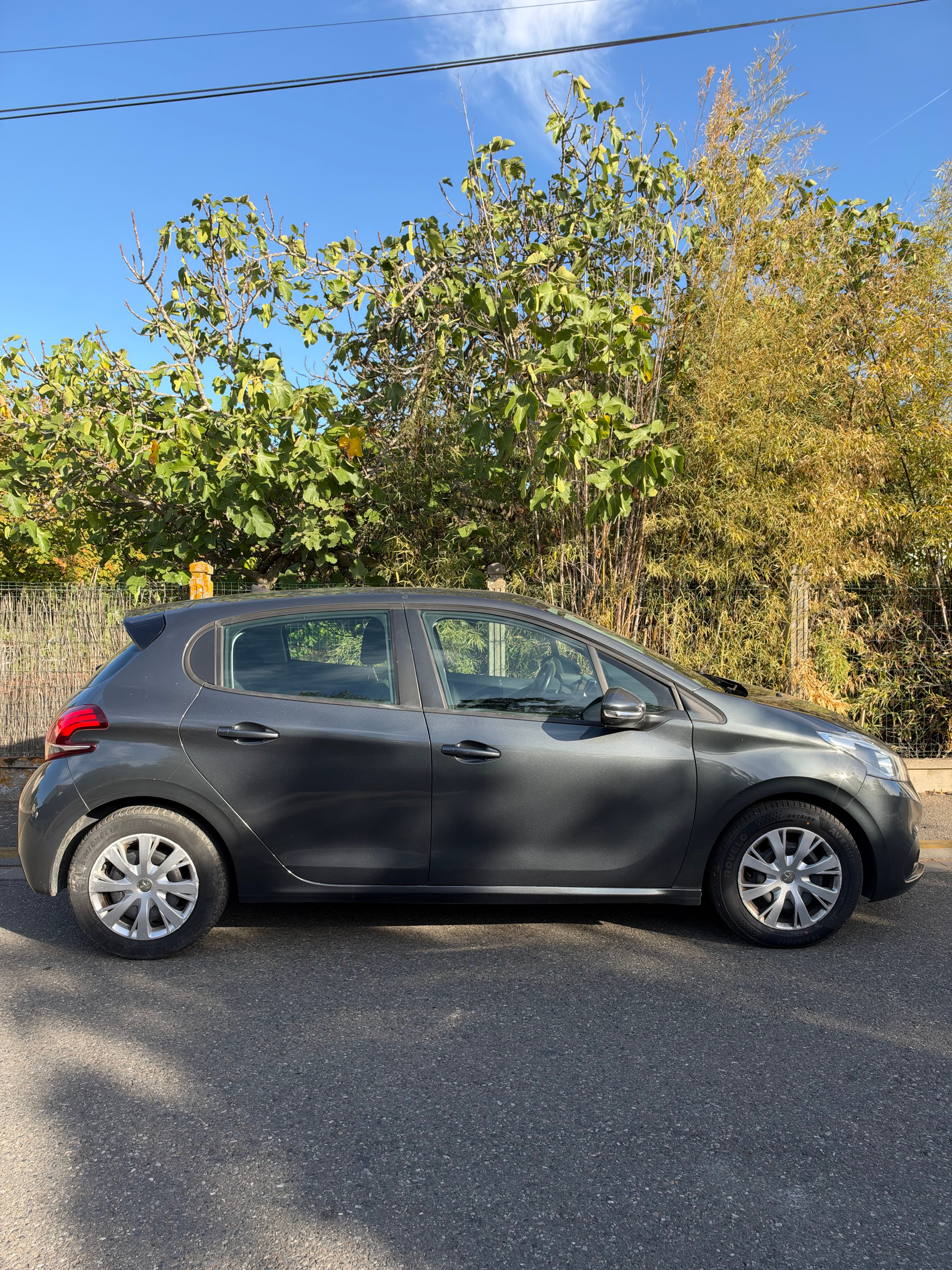 Peugeot 208 avec Climatisation
