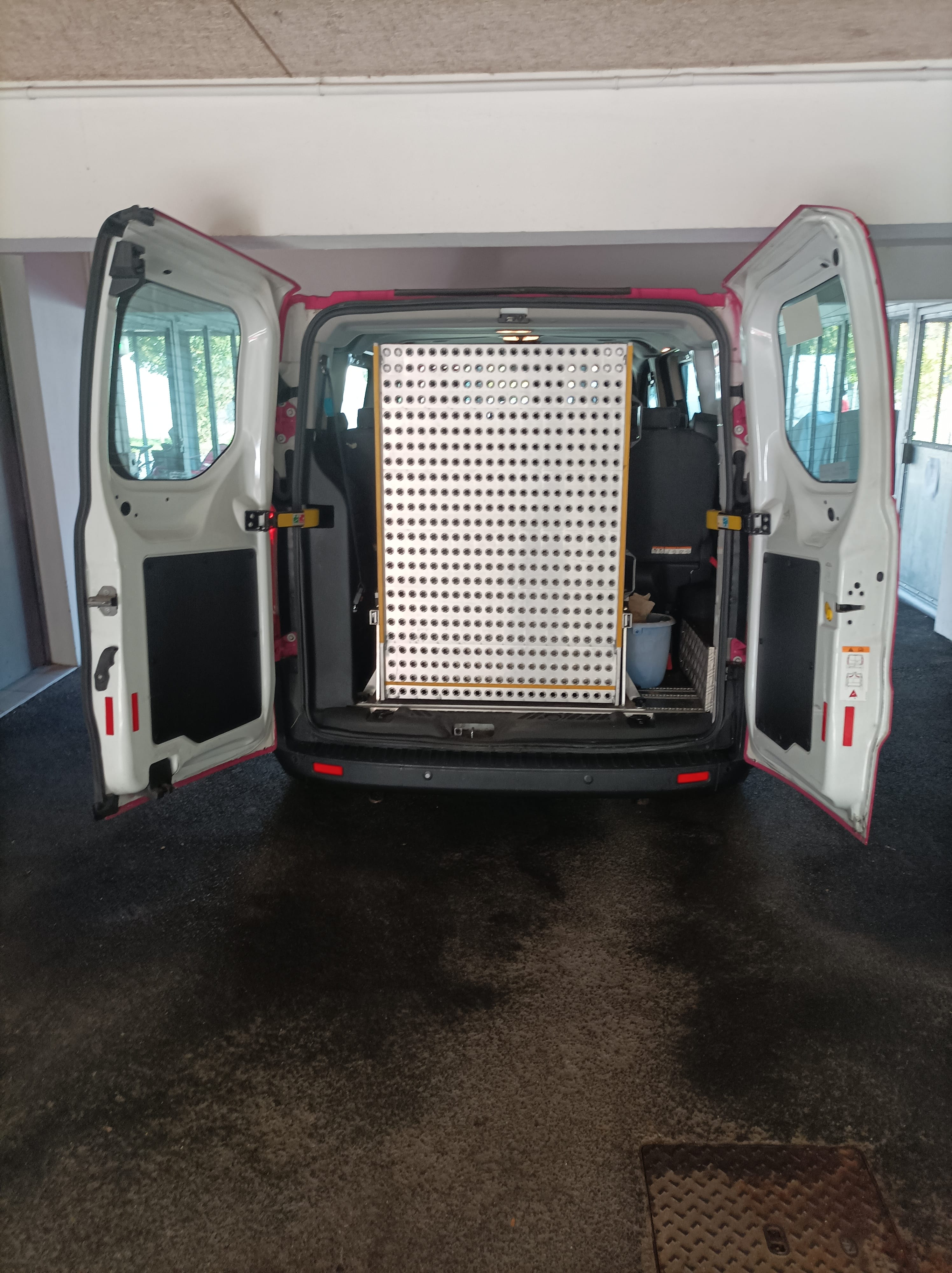 Ford Transit Custom Kombi avec Siège bébé