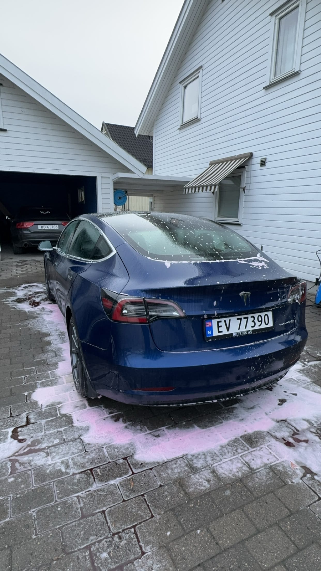 Tesla Model 3 Long Range med GPS