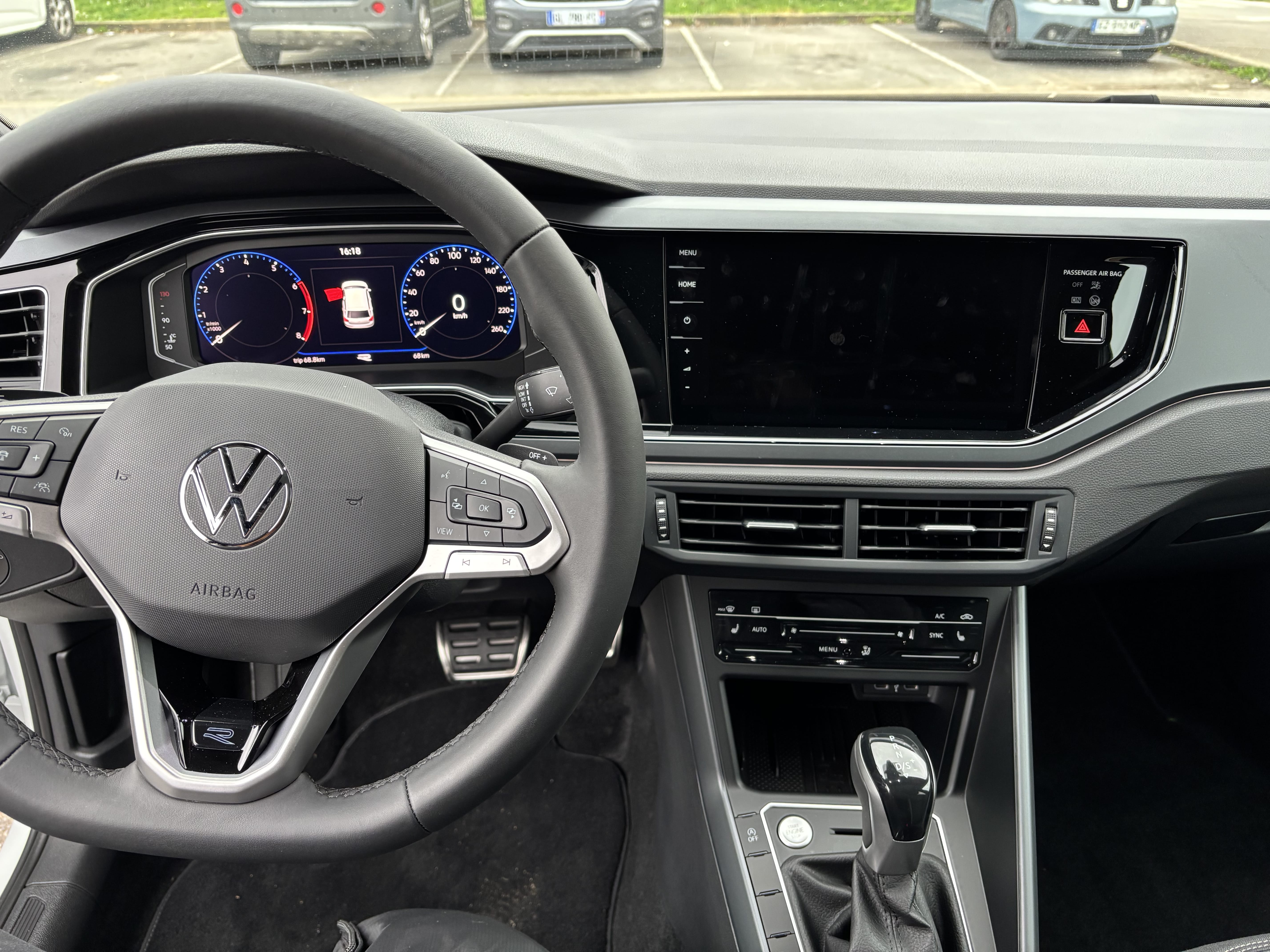 Volkswagen Polo R-Line avec GPS