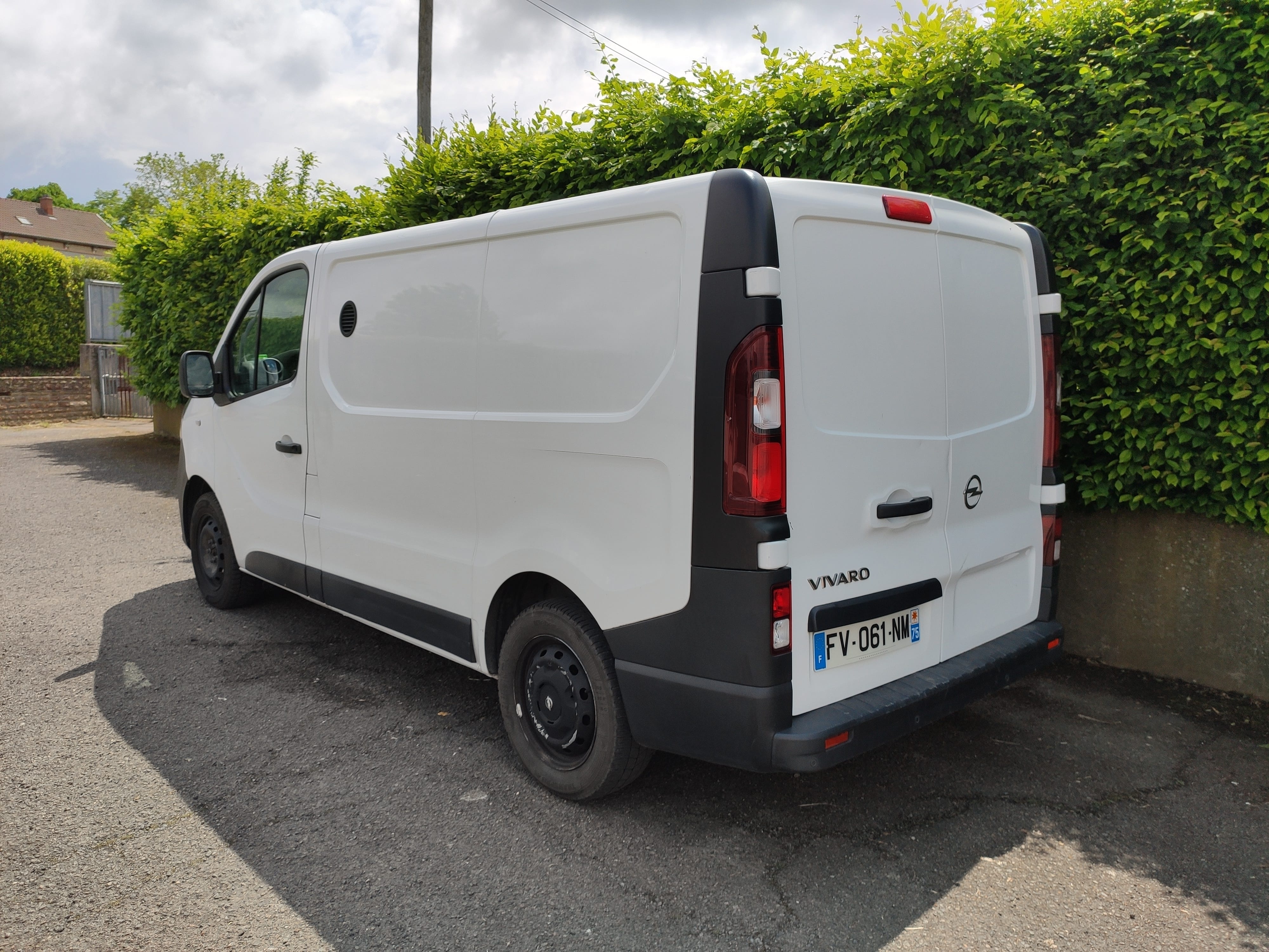 Opel Vivaro Fourgon avec Audio Bluetooth