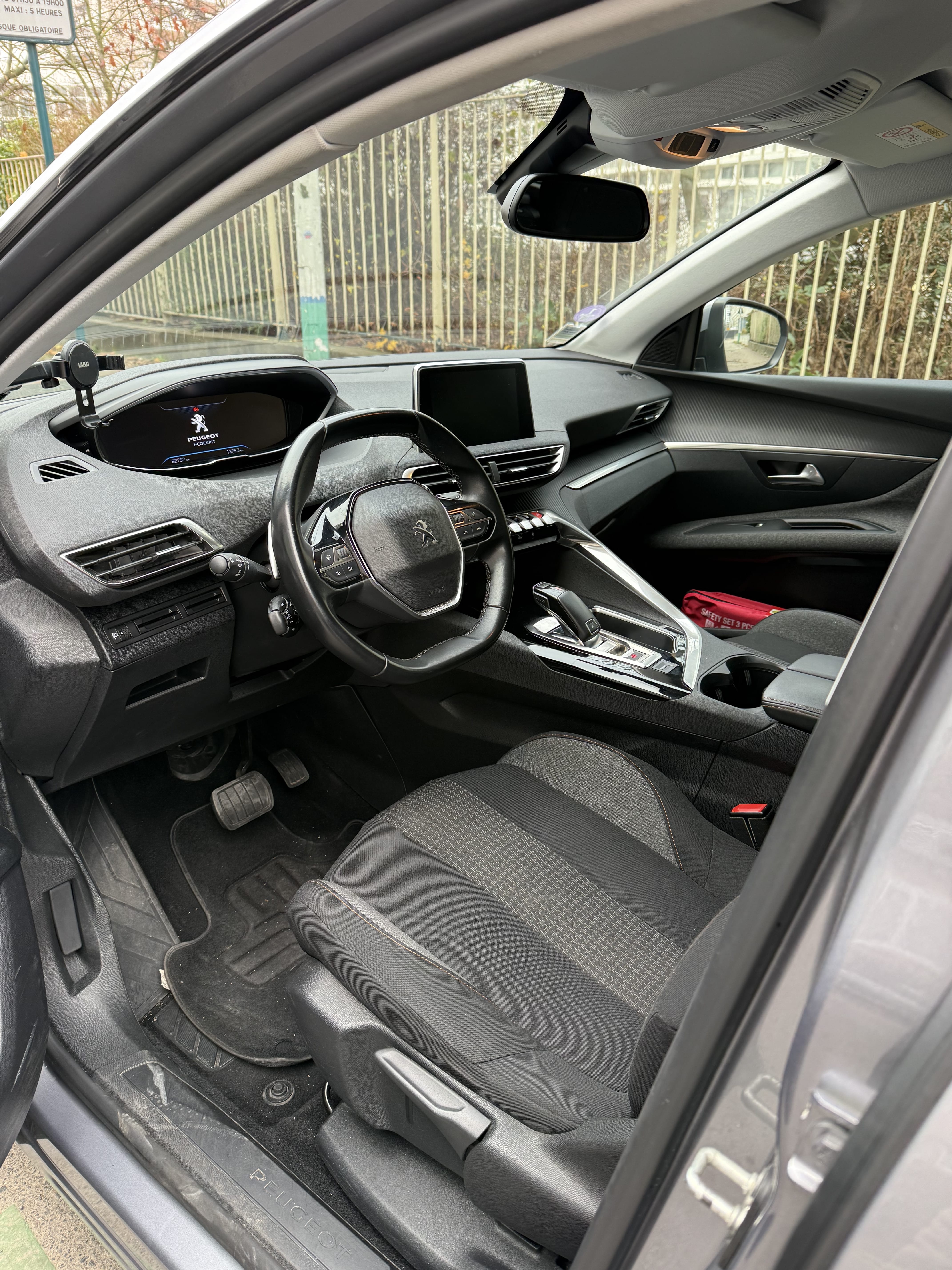 Peugeot 3008 - Boite auto avec GPS