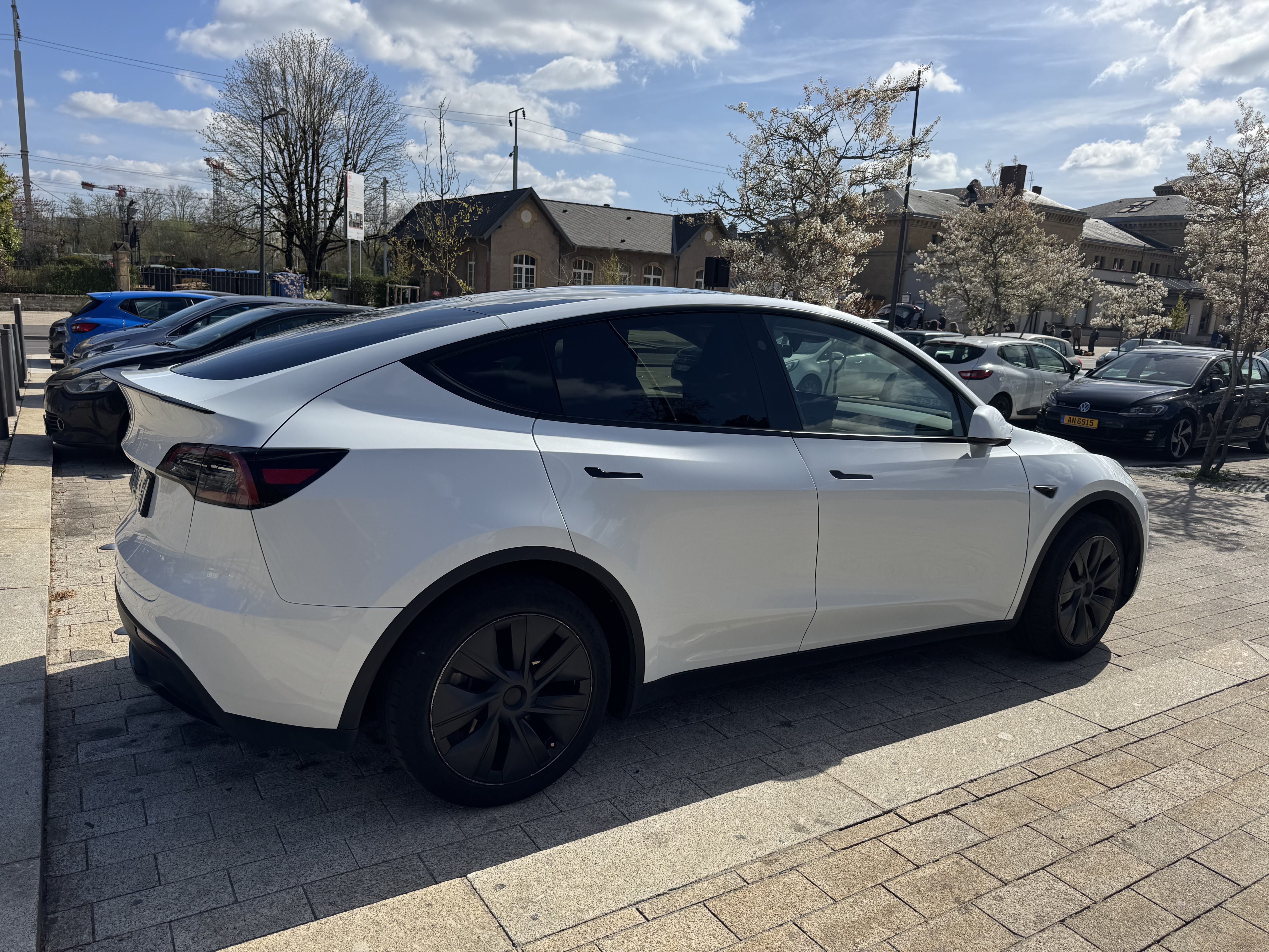 Tesla Model Y Long Range avec Caméra de recul