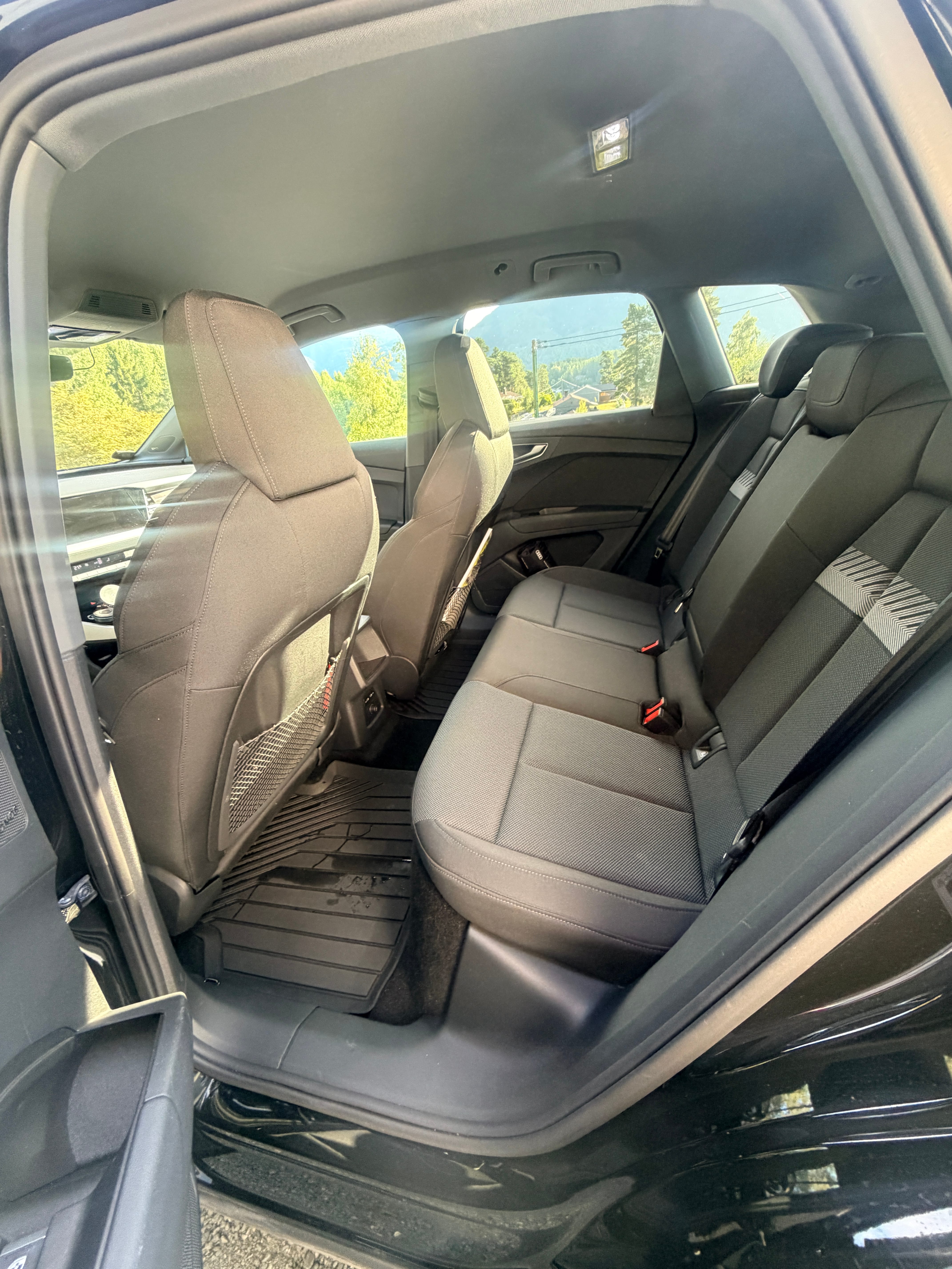 Audi Q4 45 e-tron quattro (AWD) med Cruisekontroll