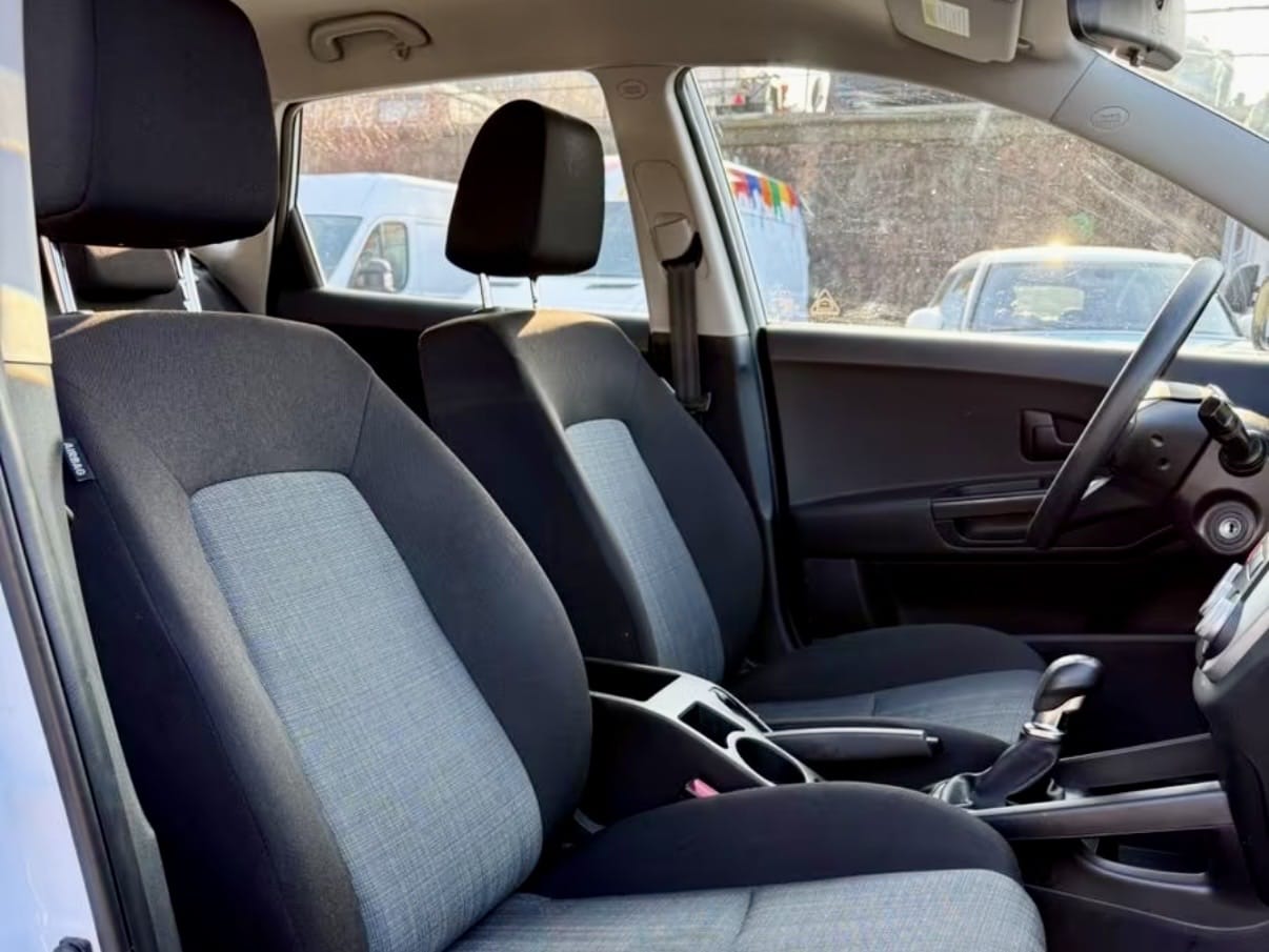 Kia Pro Cee'd mit USB-Ladeanschlüsse