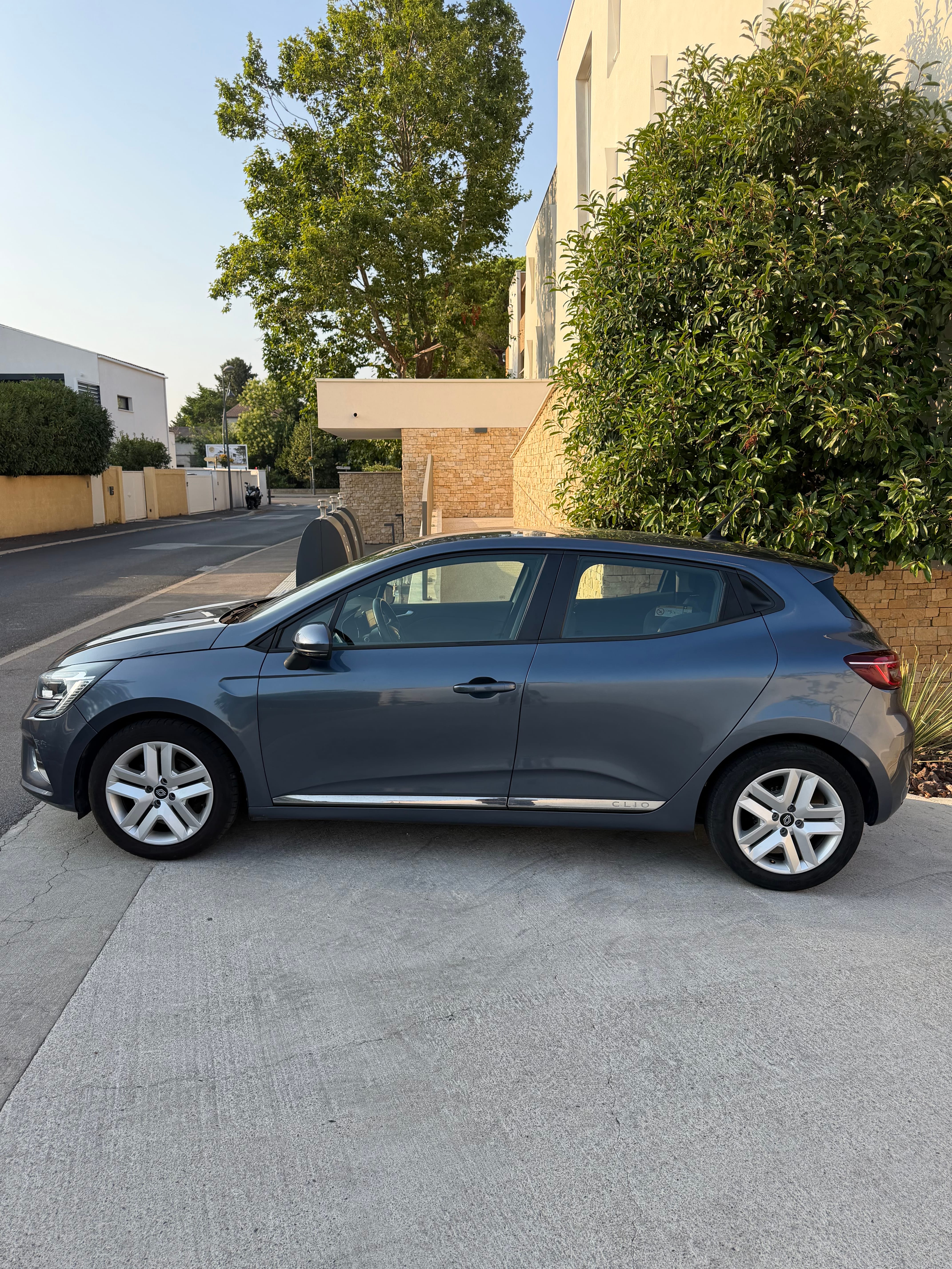 Renault Clio avec Climatisation
