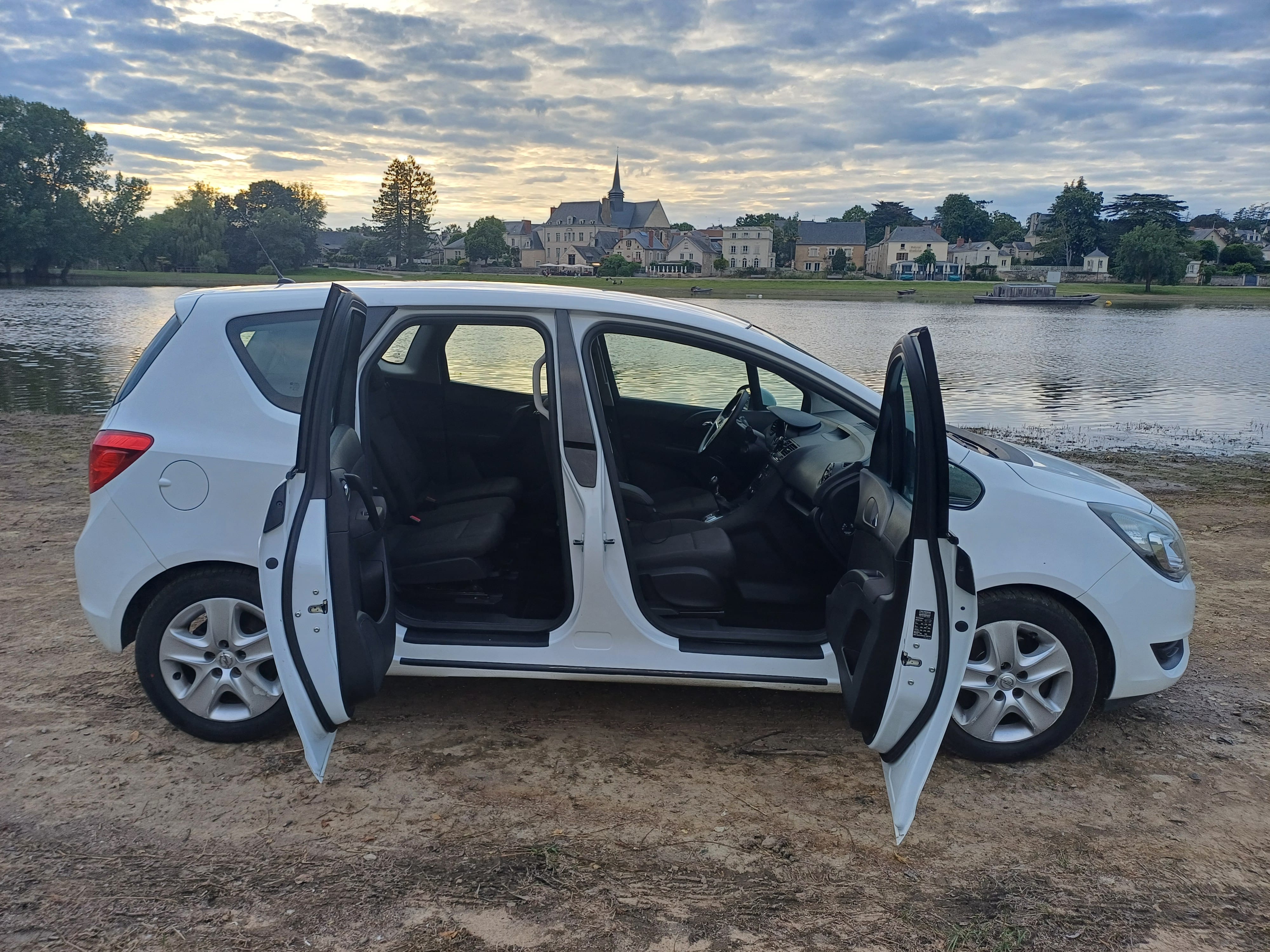 Opel Meriva avec Climatisation