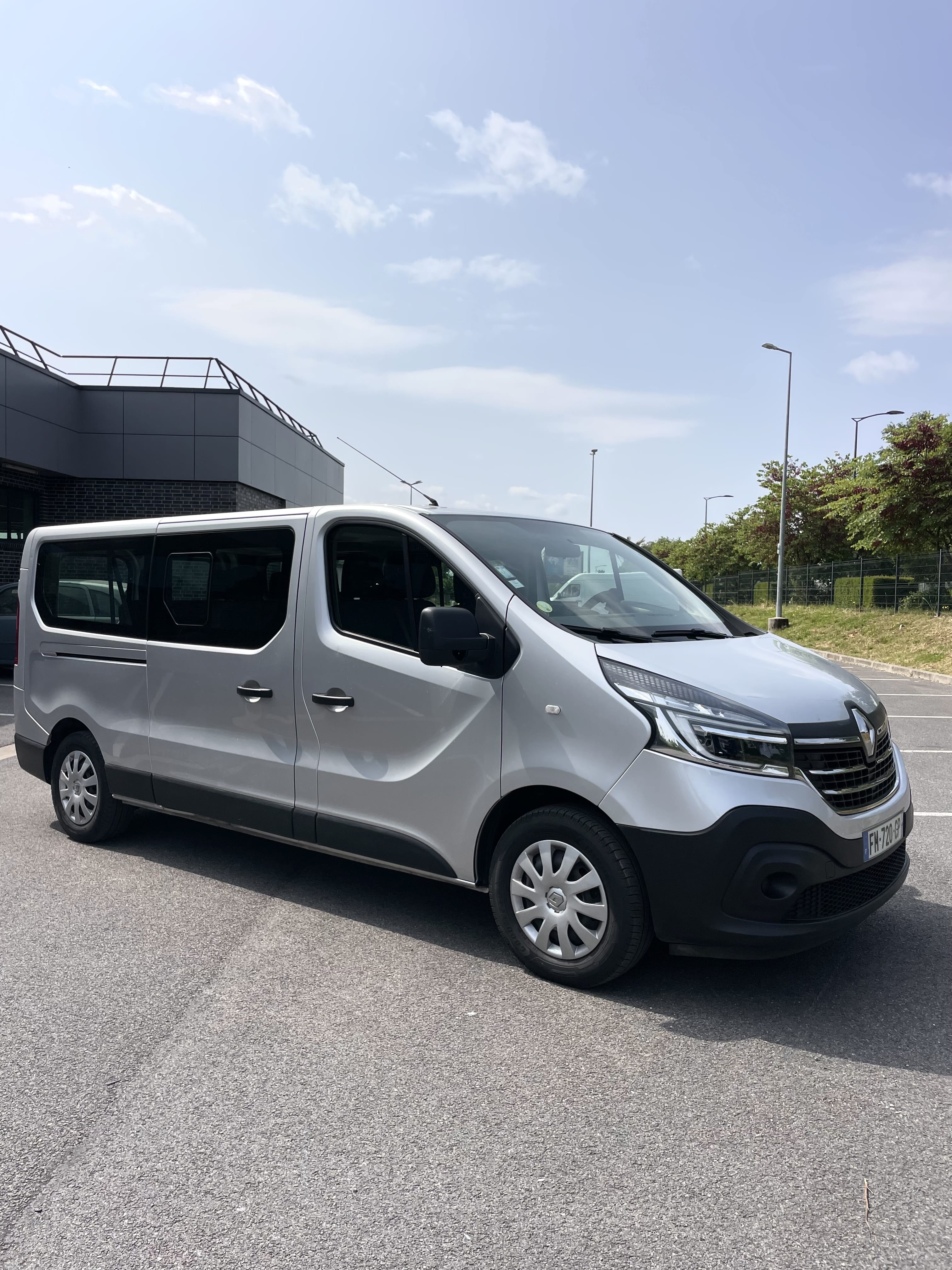 Renault Trafic Passenger avec GPS
