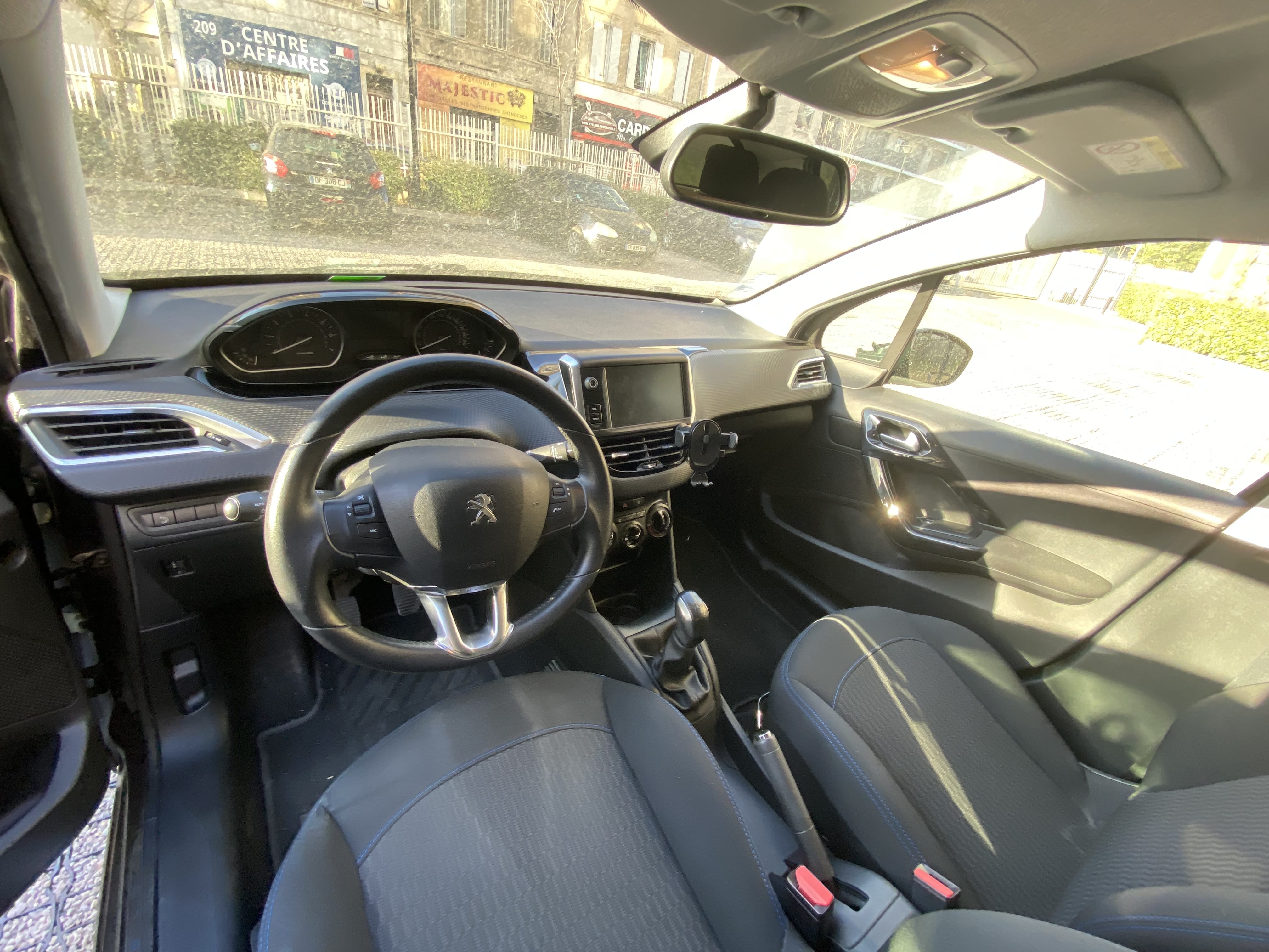 Peugeot 208 met Cruise control