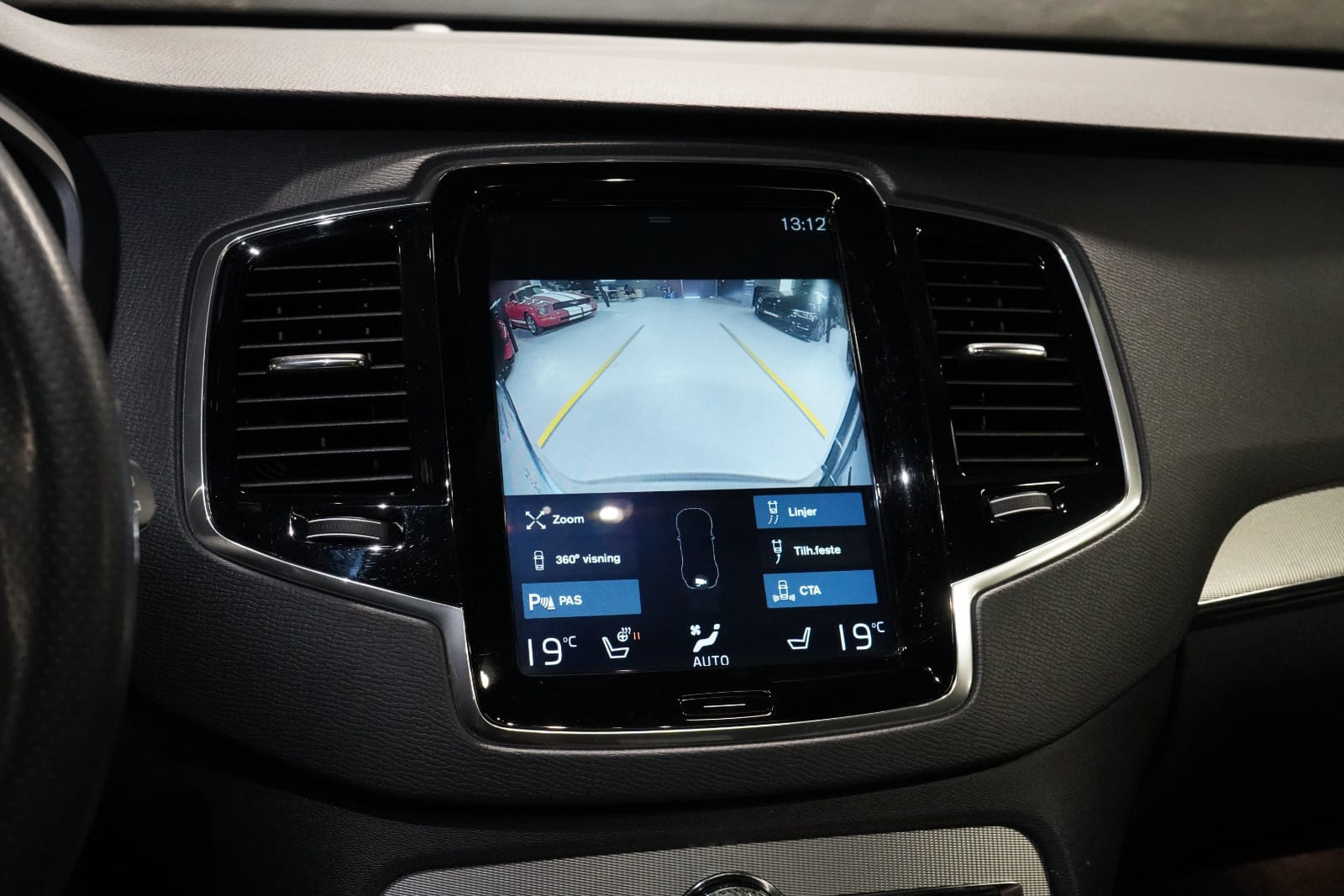 Volvo XC90 T8 Twin Engine med Babysete