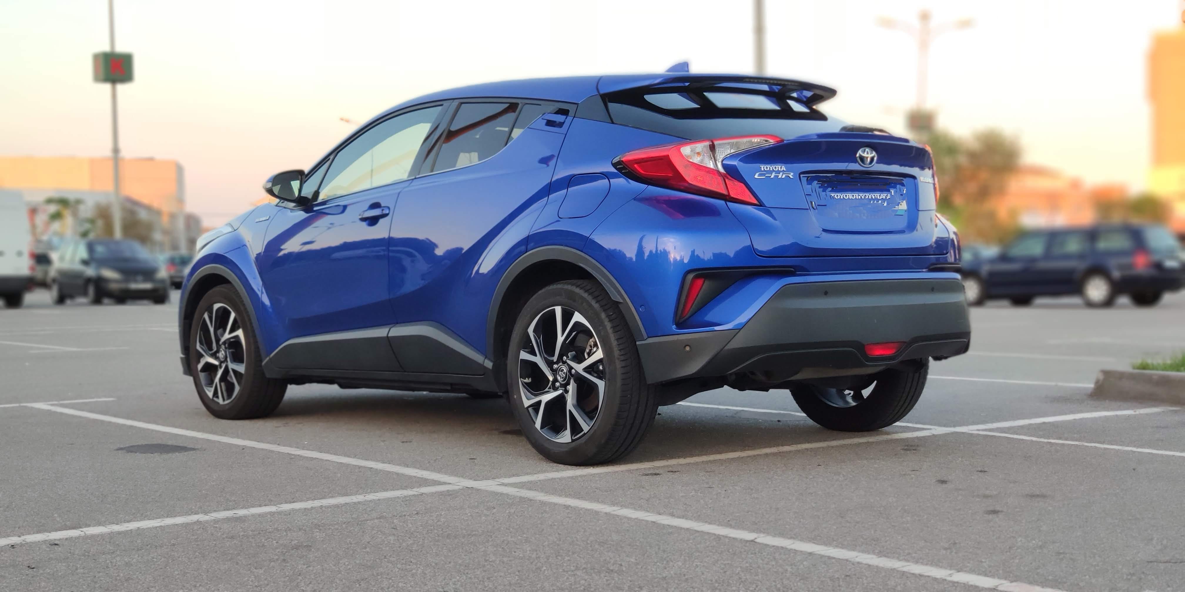 Toyota C-HR con GPS