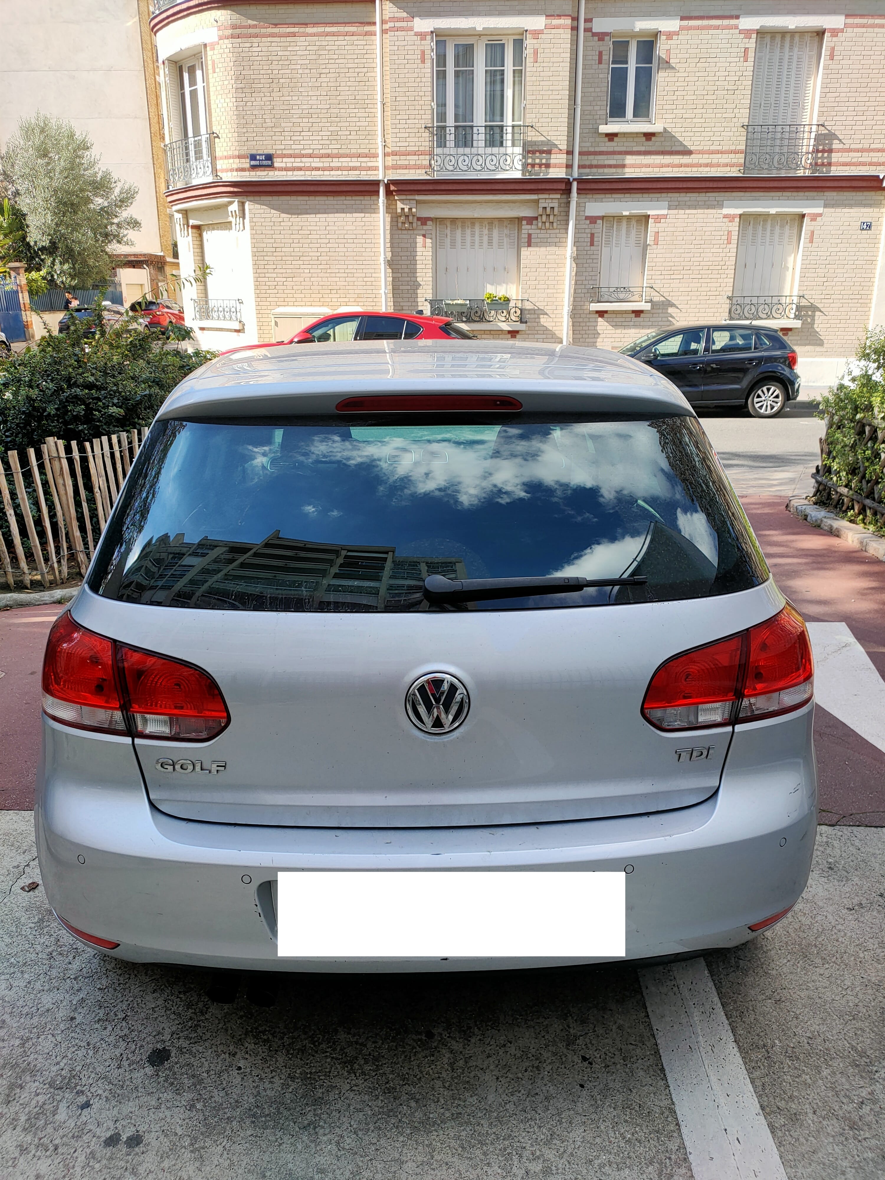 Volkswagen Golf 2.0 TDI avec GPS