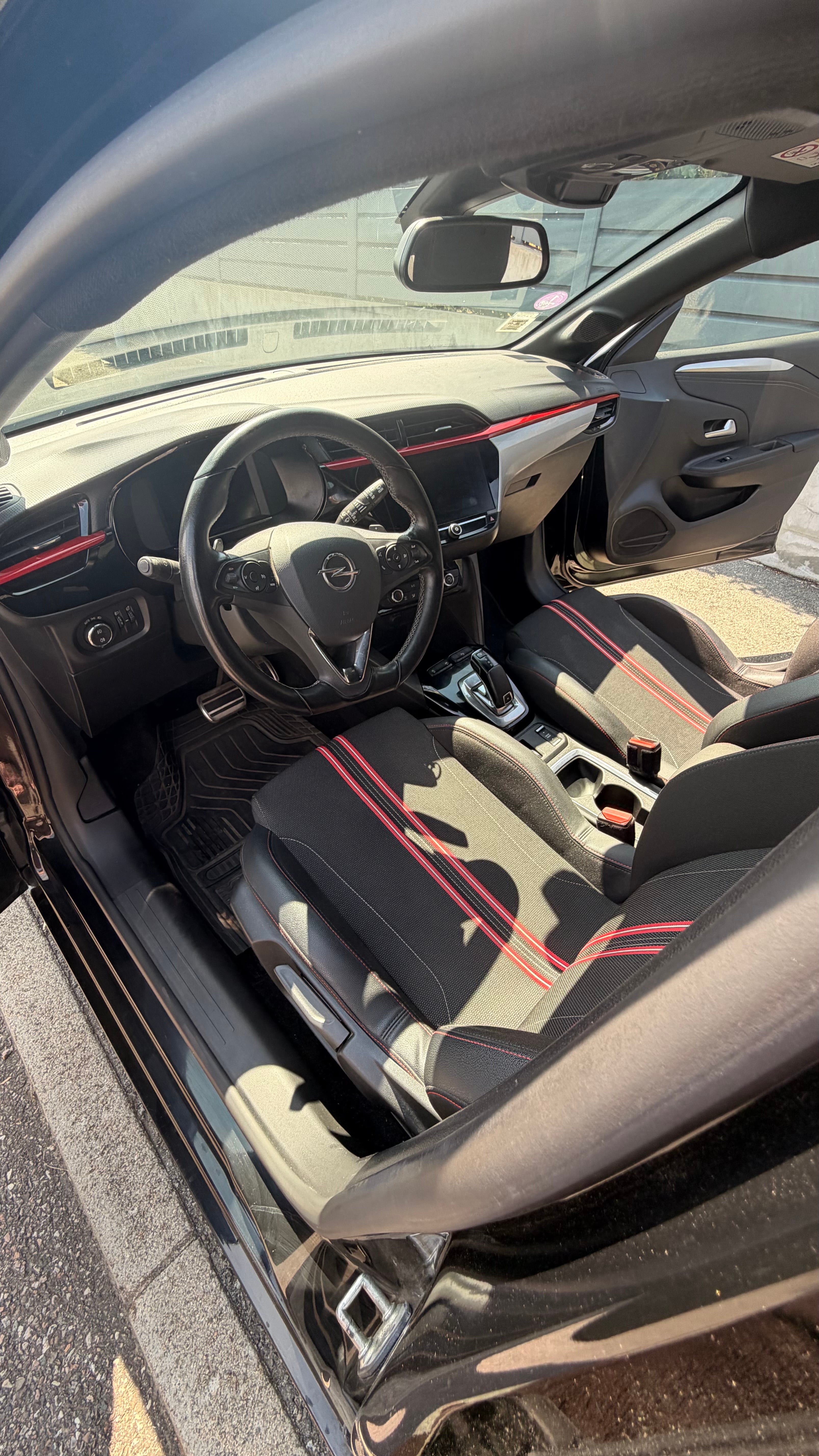 Opel Corsa avec GPS