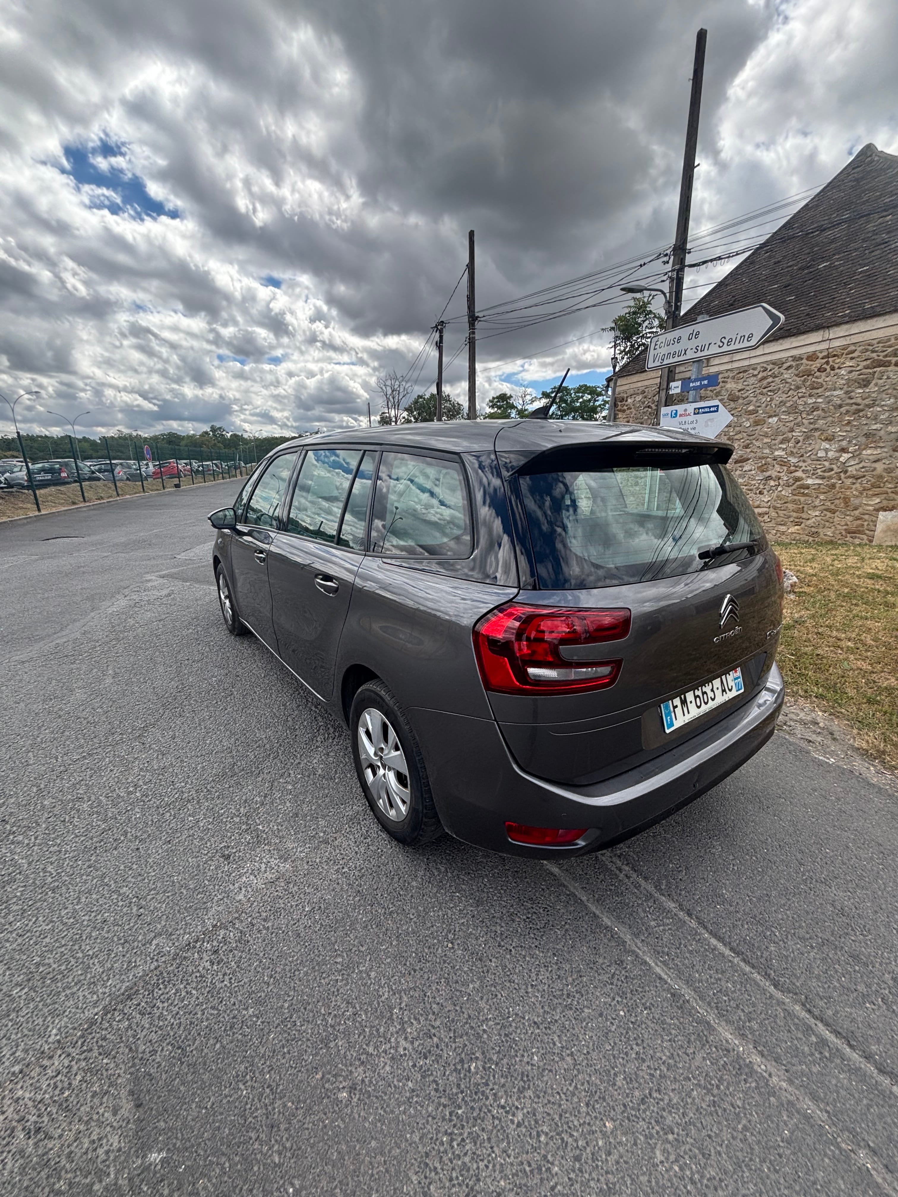 Citroen C4 Grand Spacetourer avec Caméra de recul