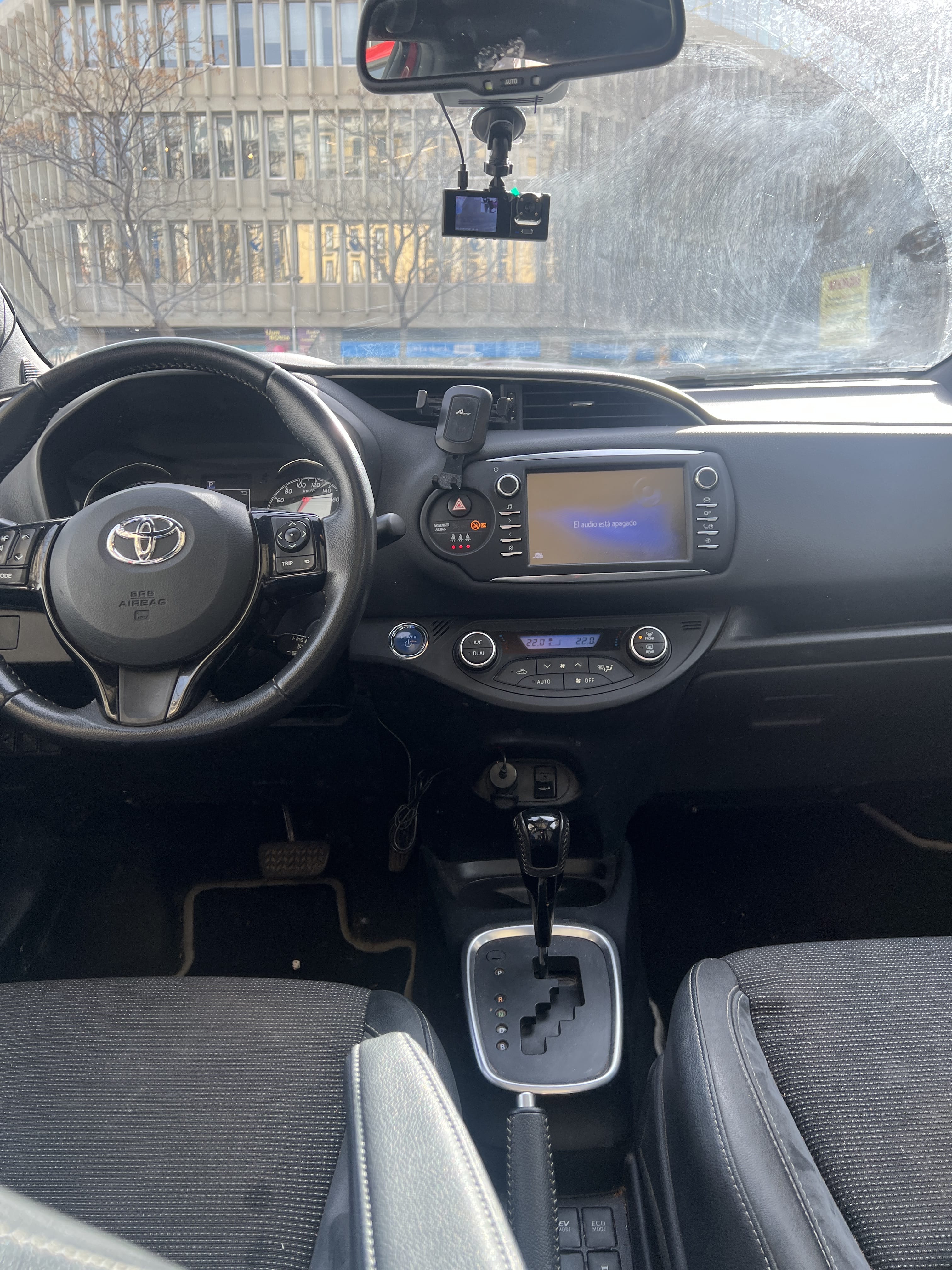 Toyota Yaris Híbrido mit Bluetooth-Audio