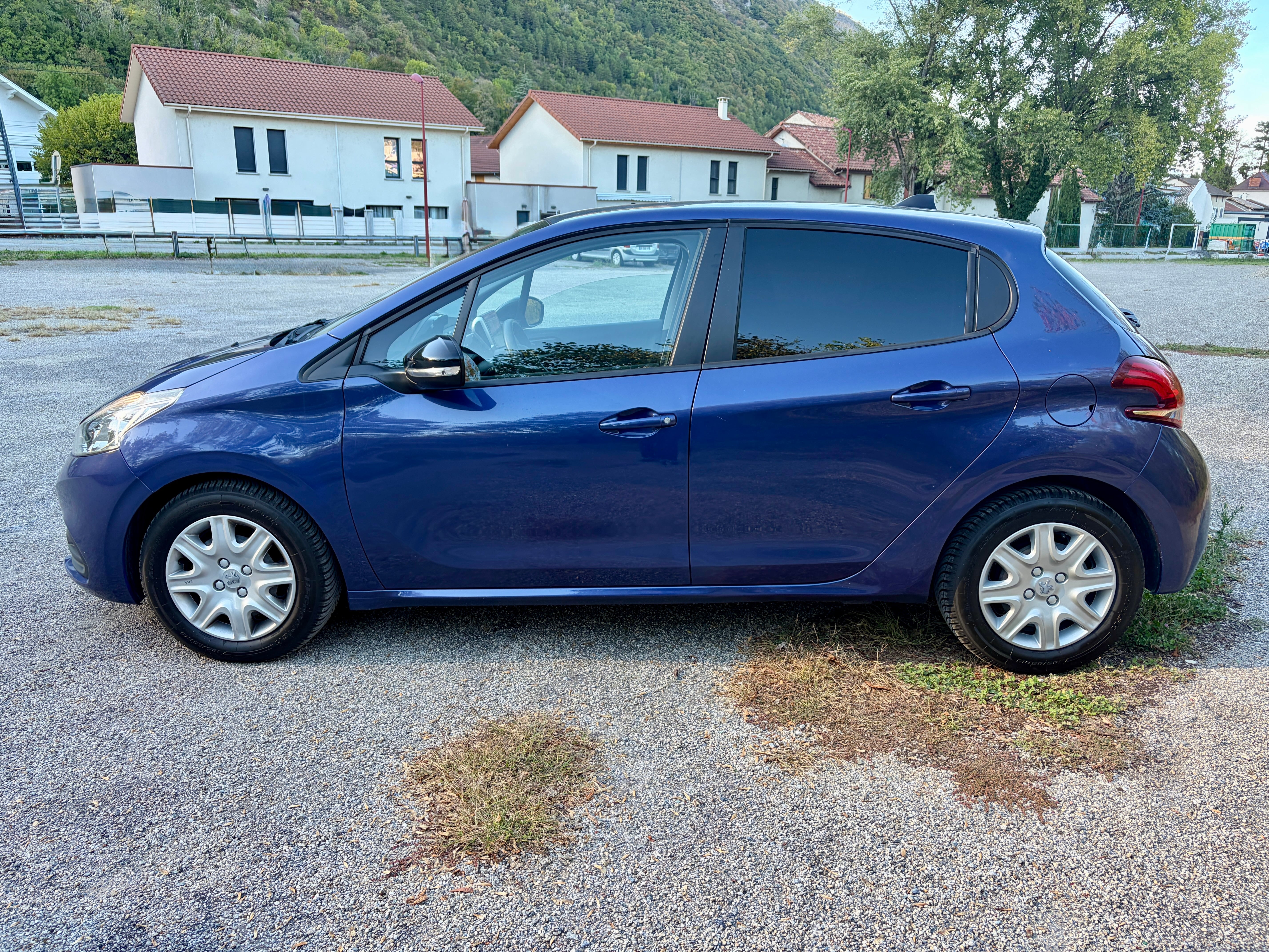 Peugeot 208 avec Climatisation