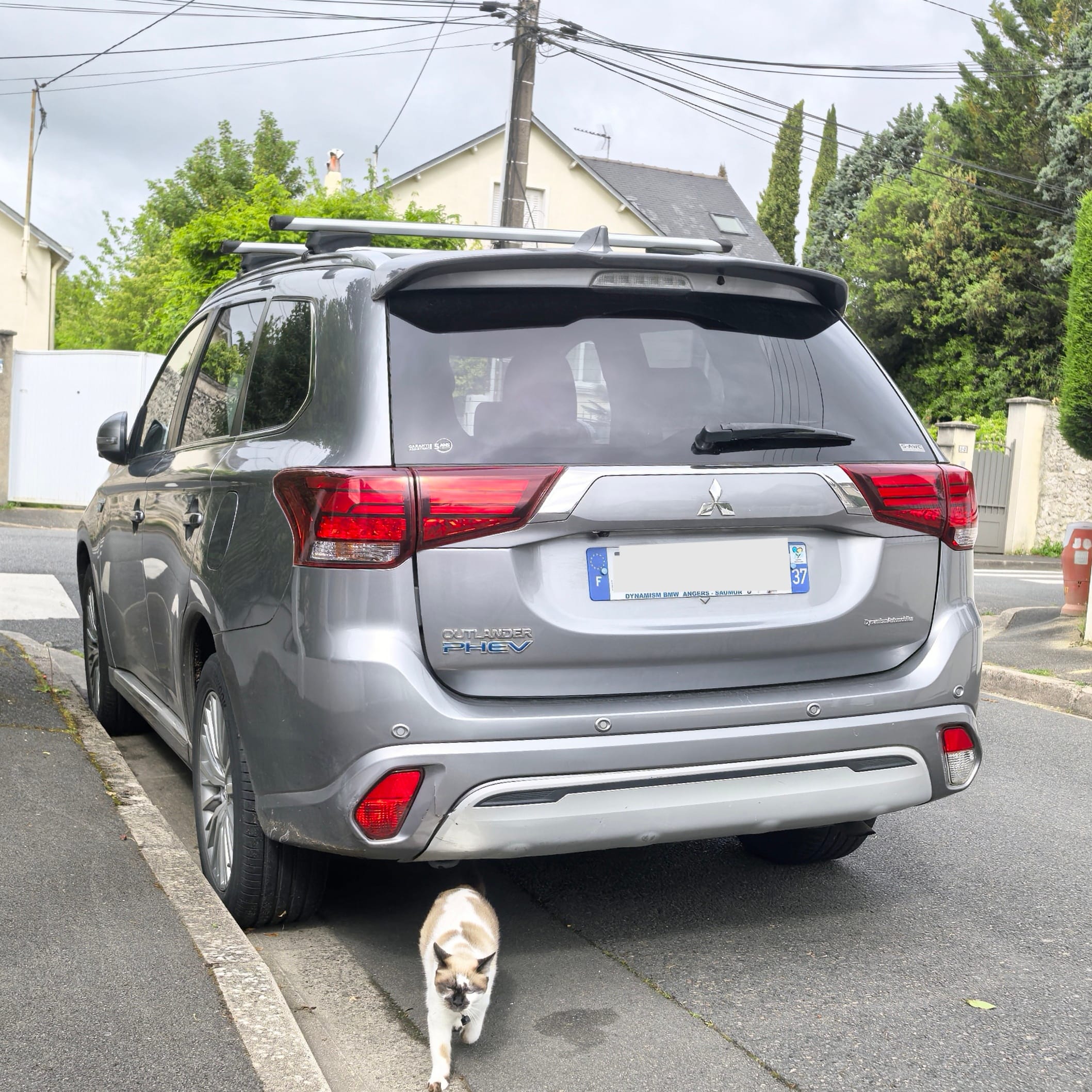 Mitsubishi Outlander PHEV SE  2,4 avec Caméra de recul