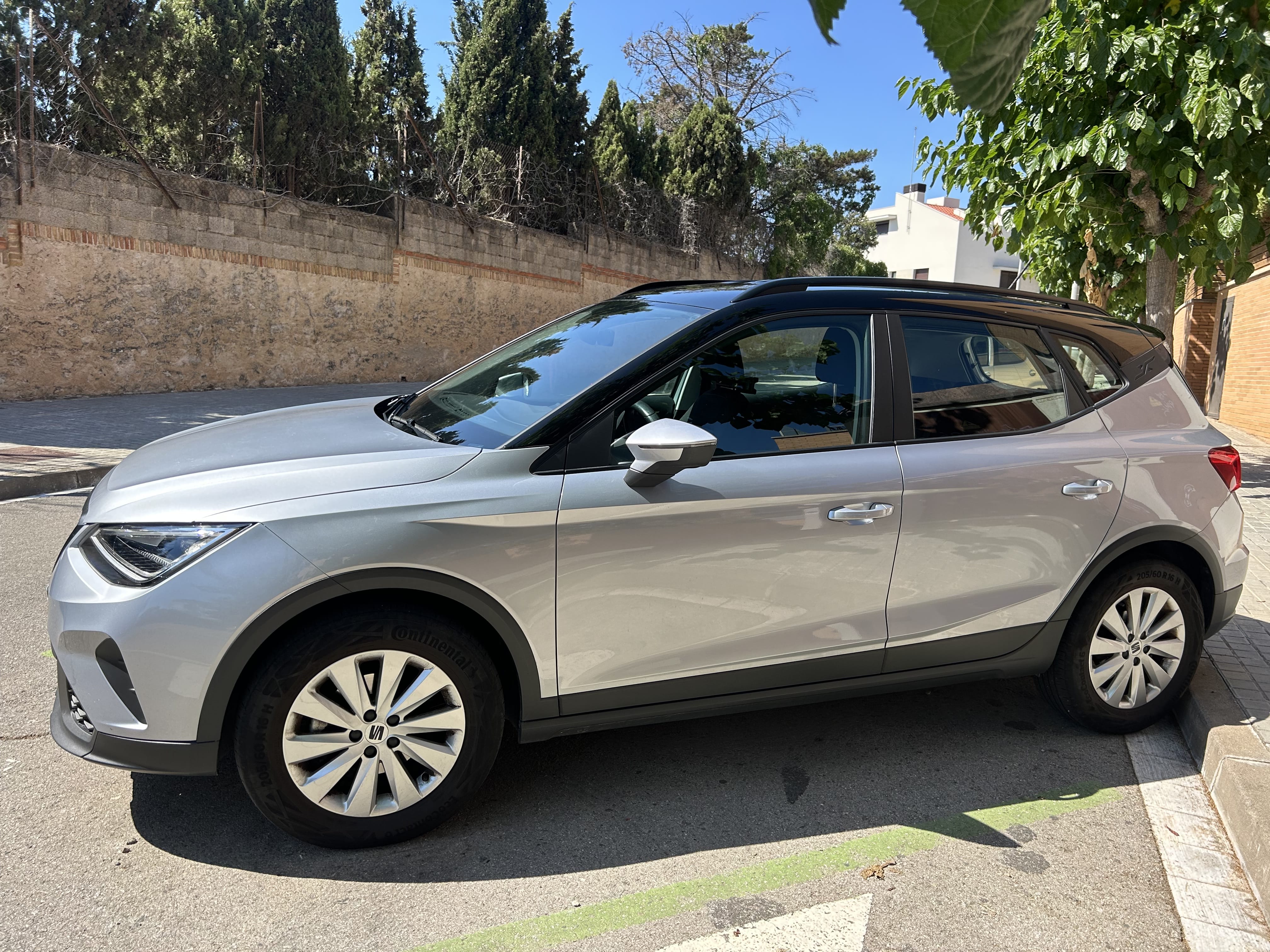 Seat Arona, 2022, Gasolina 95