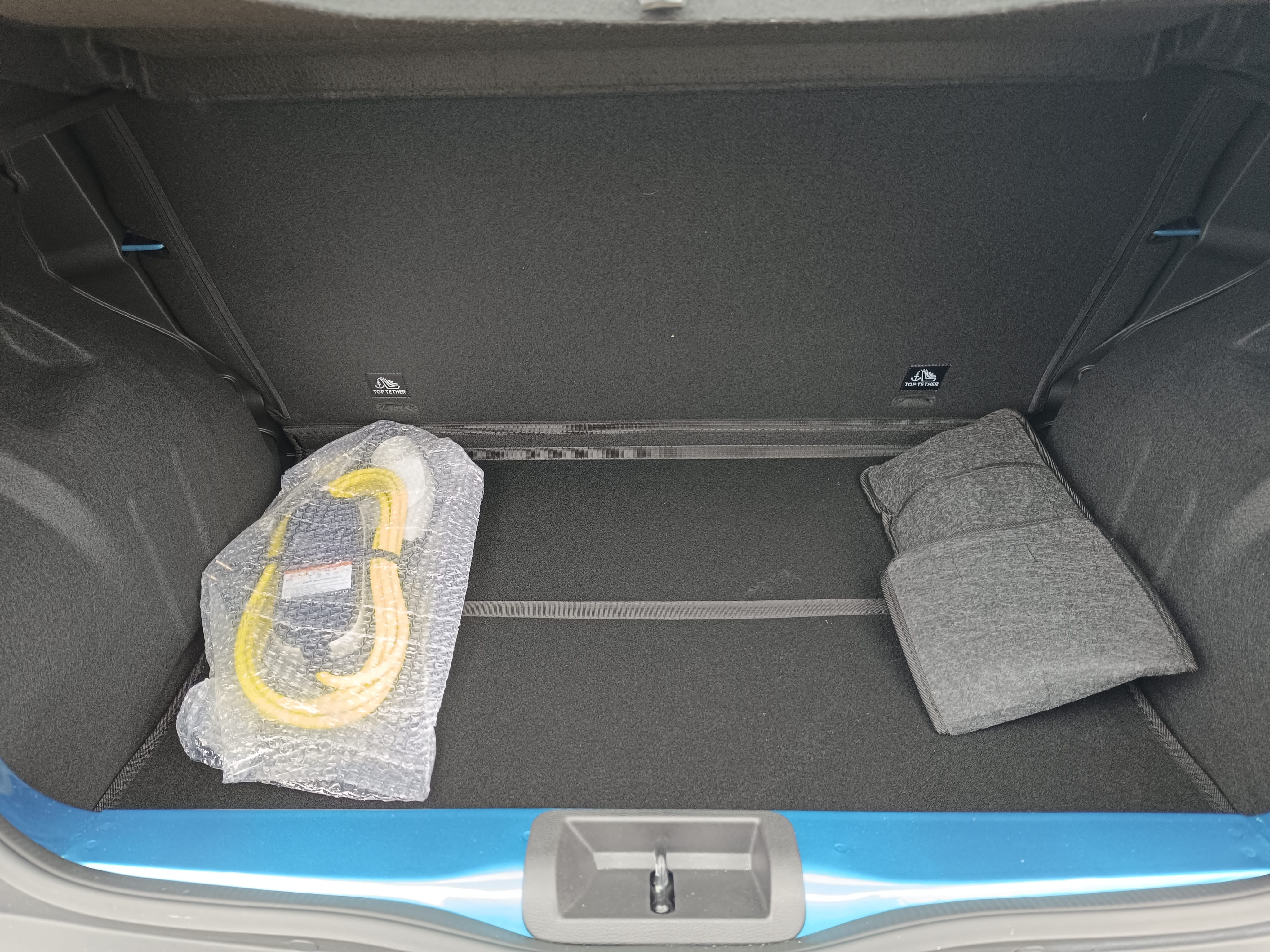 Dacia Spring avec GPS