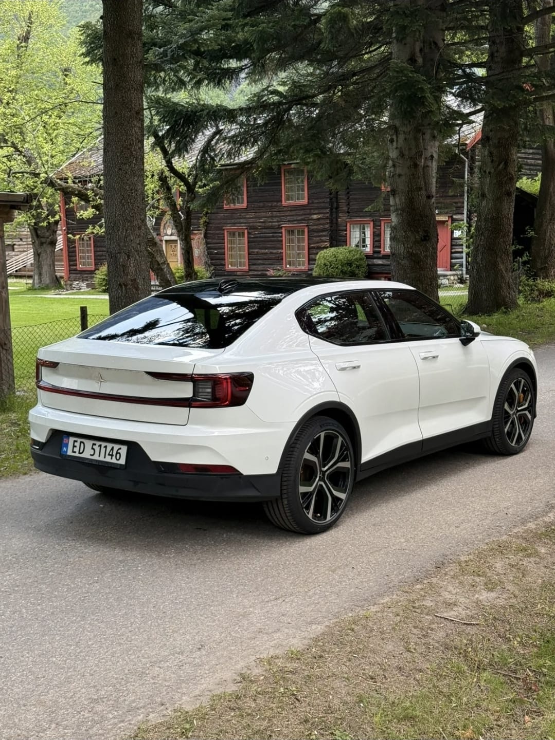 Polestar 2 Long Range Dual Motor med GPS