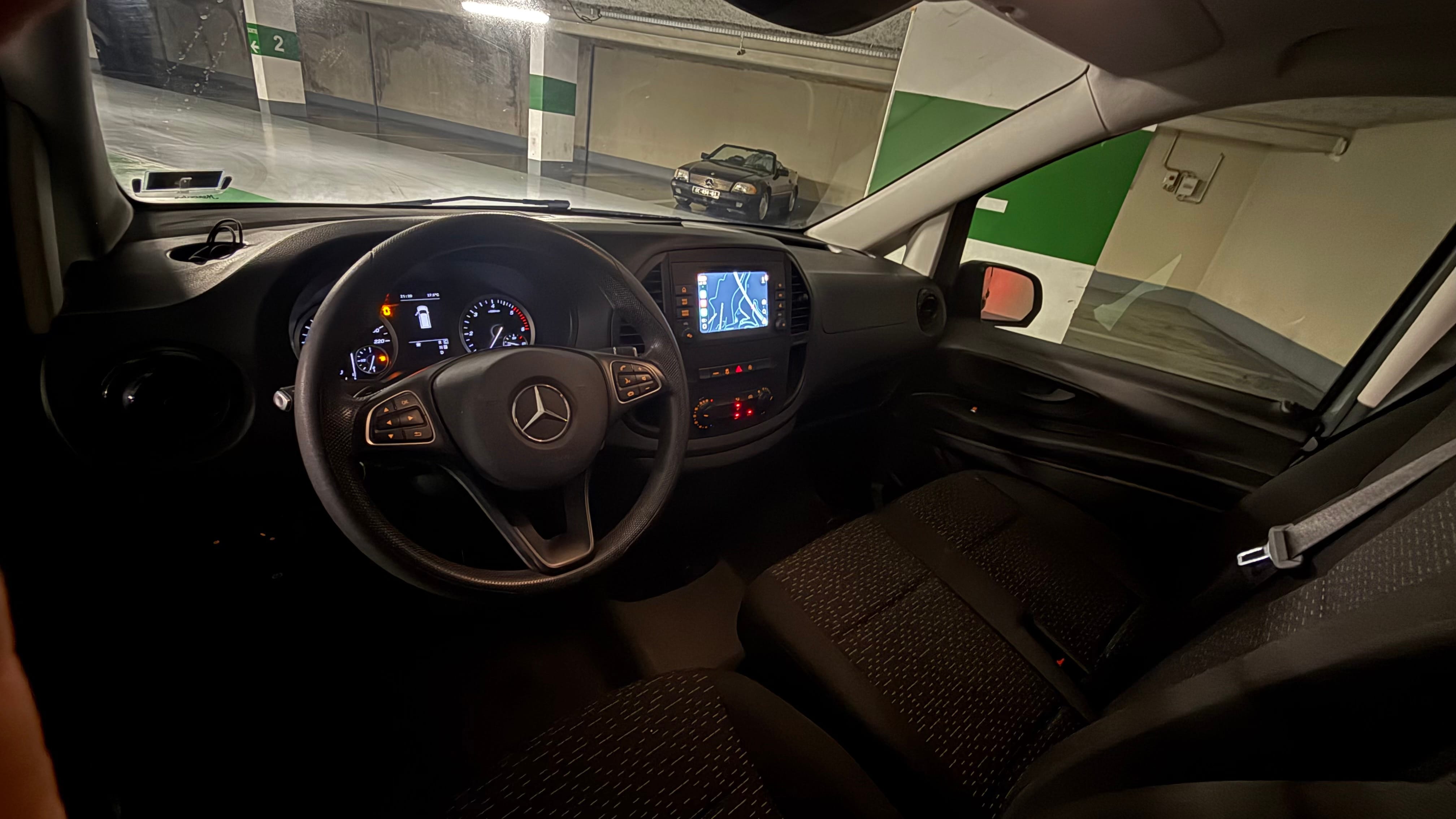 Mercedes-Benz Vito avec GPS
