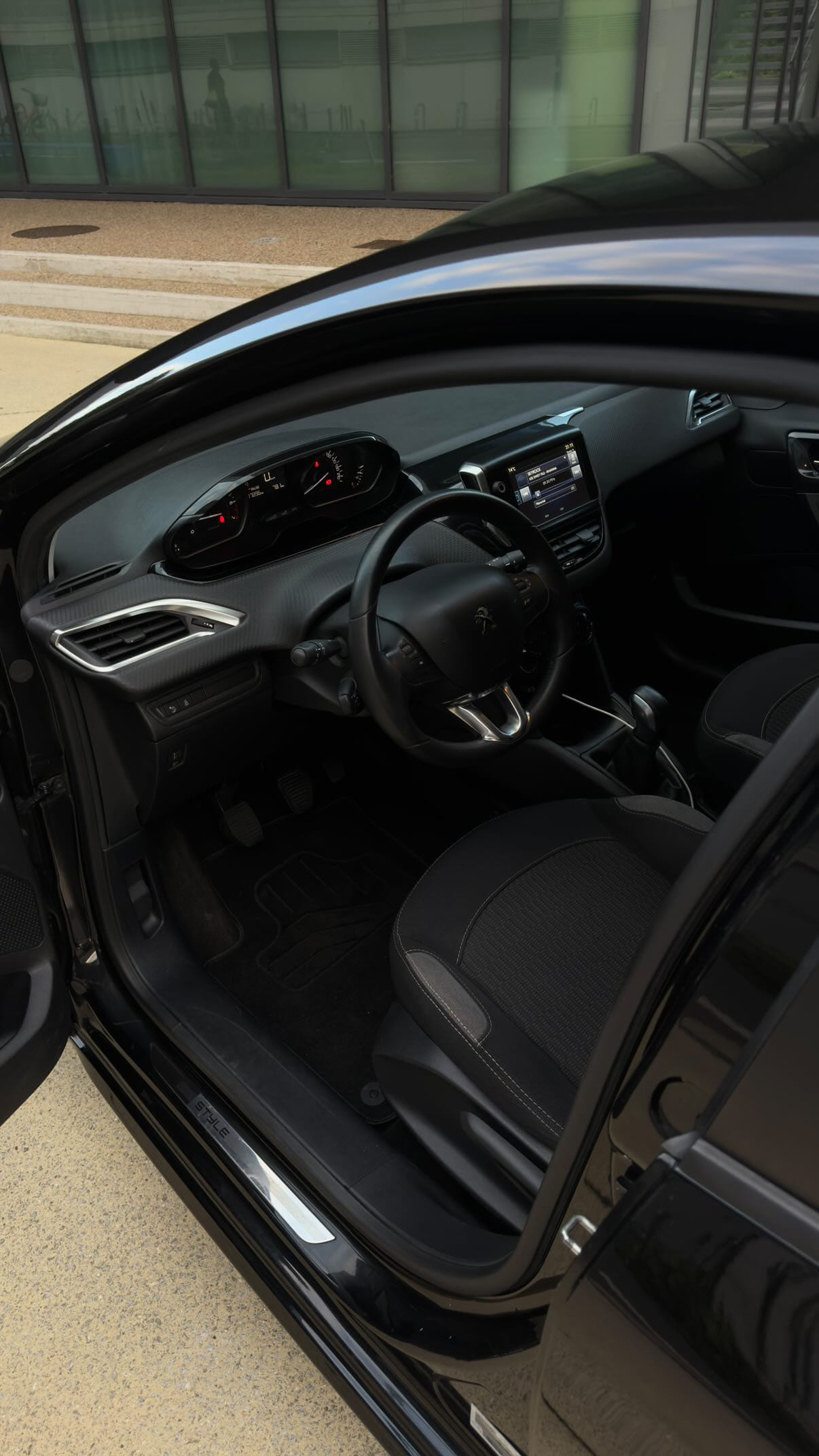 Peugeot 208 avec Régulateur de vitesse