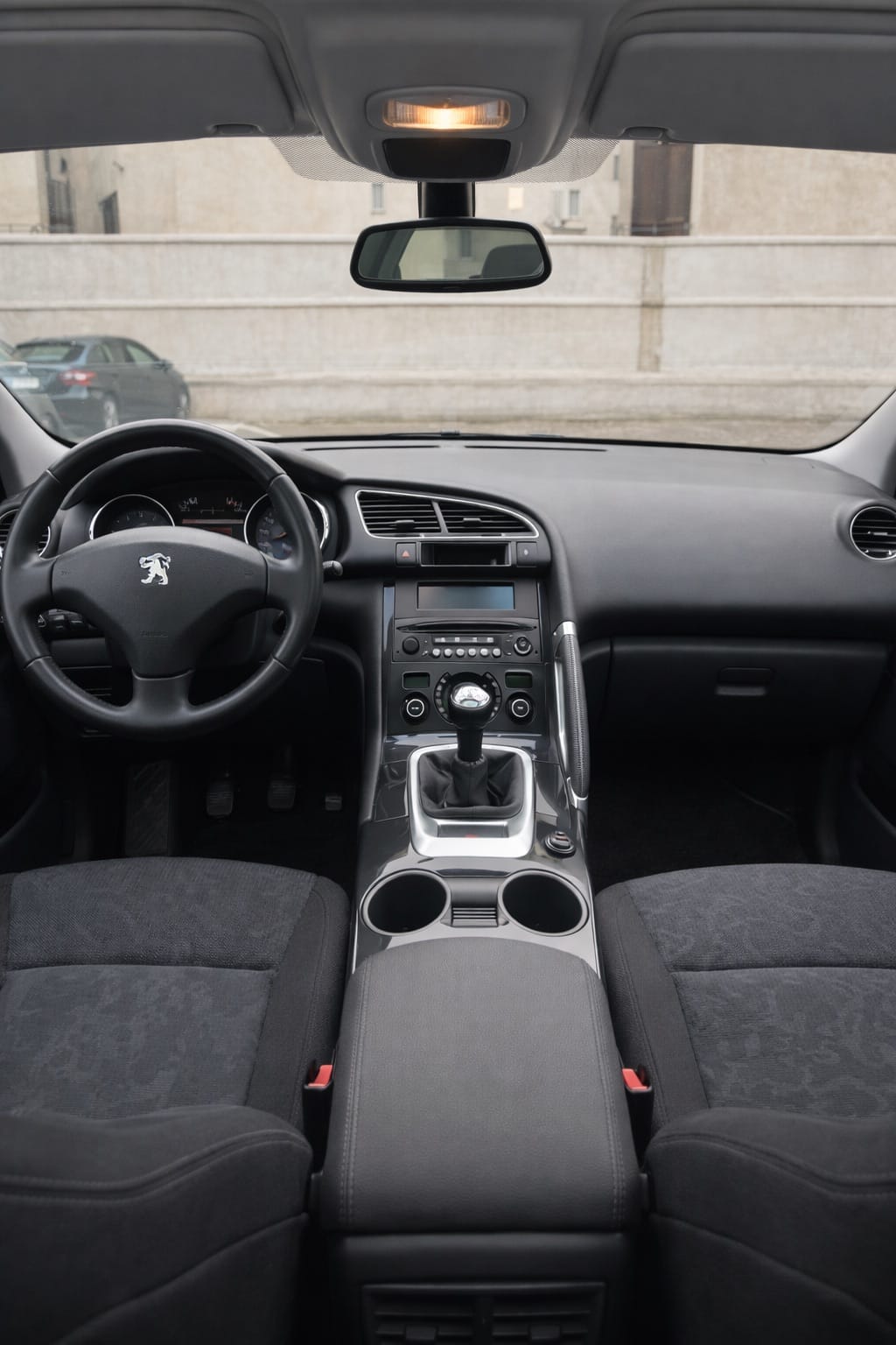 Peugeot 3008 avec Entrée audio / iPod