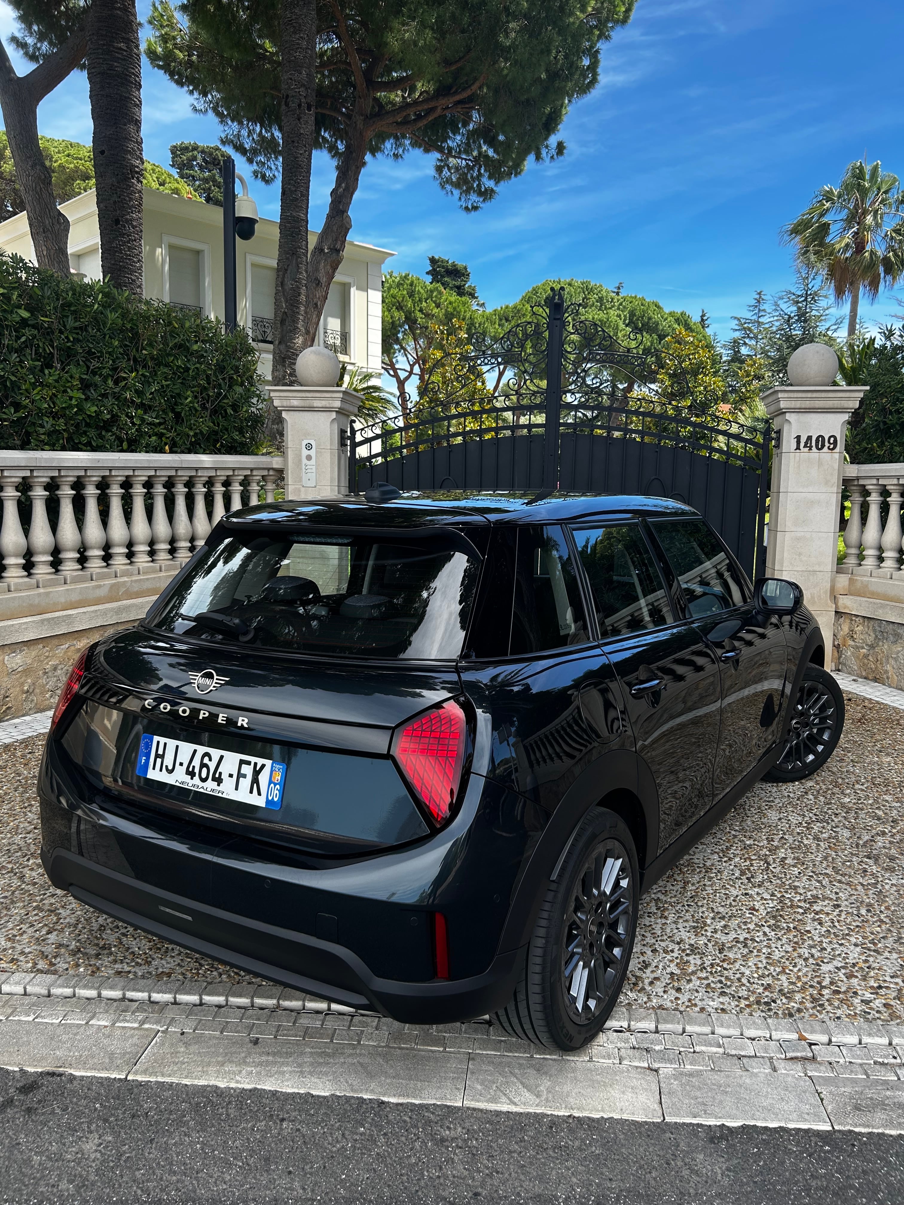 Mini Cooper 5 portes avec Climatisation