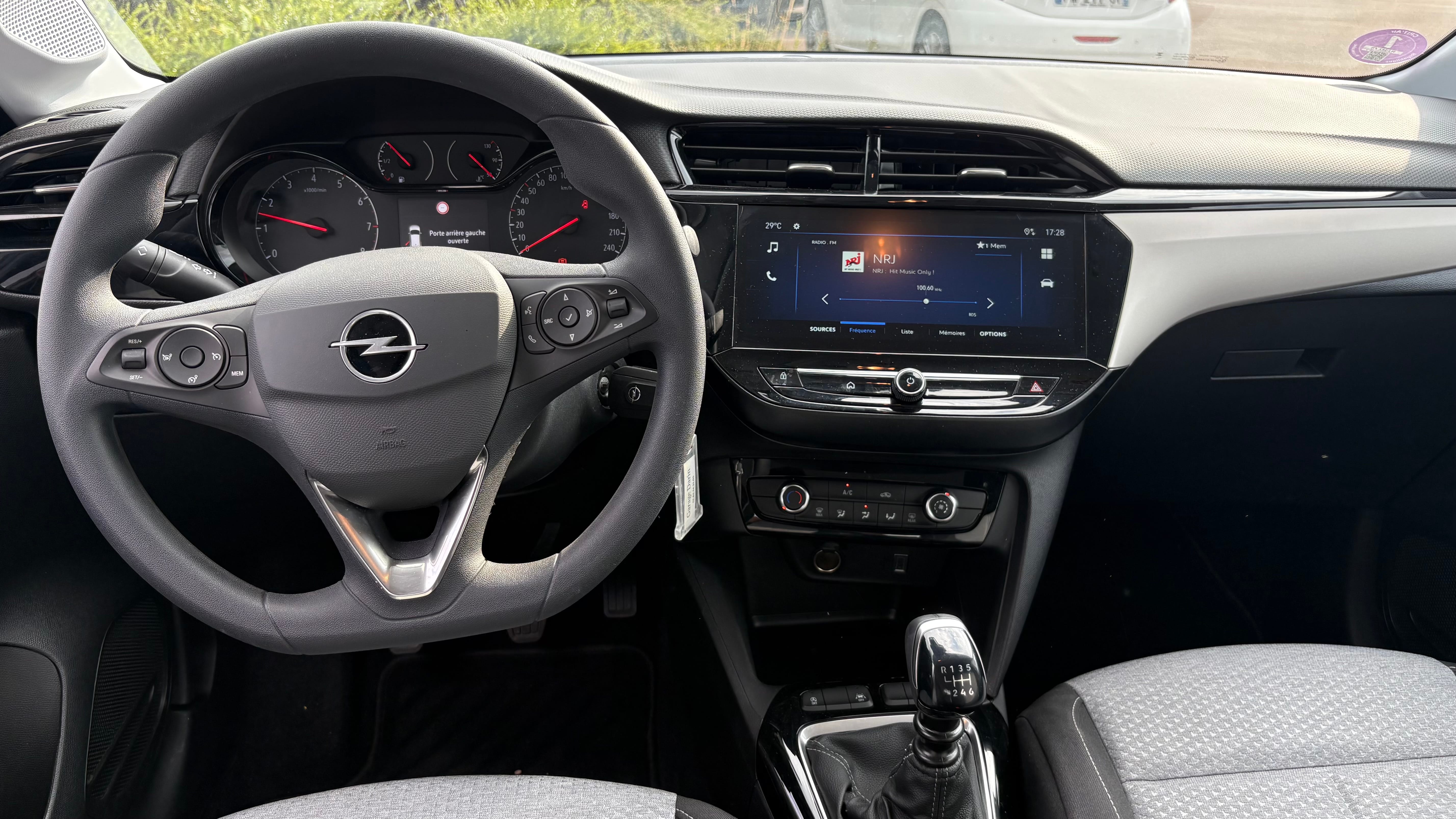Opel Corsa avec Audio Bluetooth