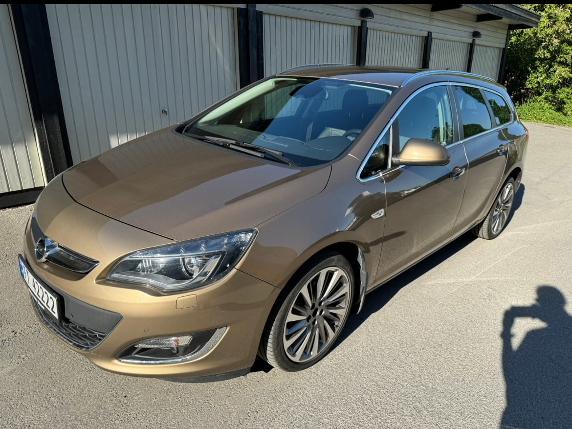 Opel Astra Sports Tourer, 2013, Blyfri 95, Automatik