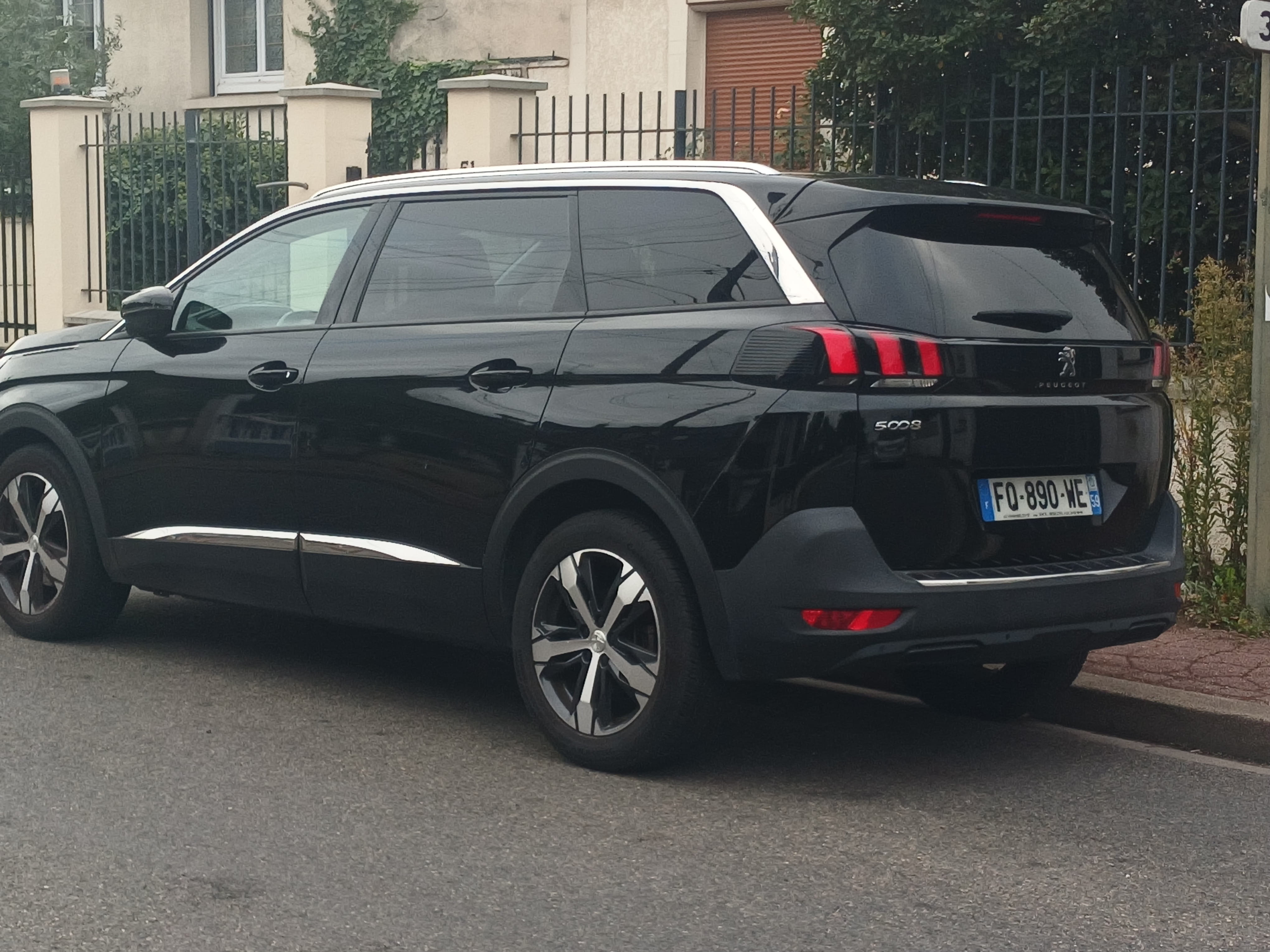 Peugeot 5008 Allure avec Régulateur de vitesse