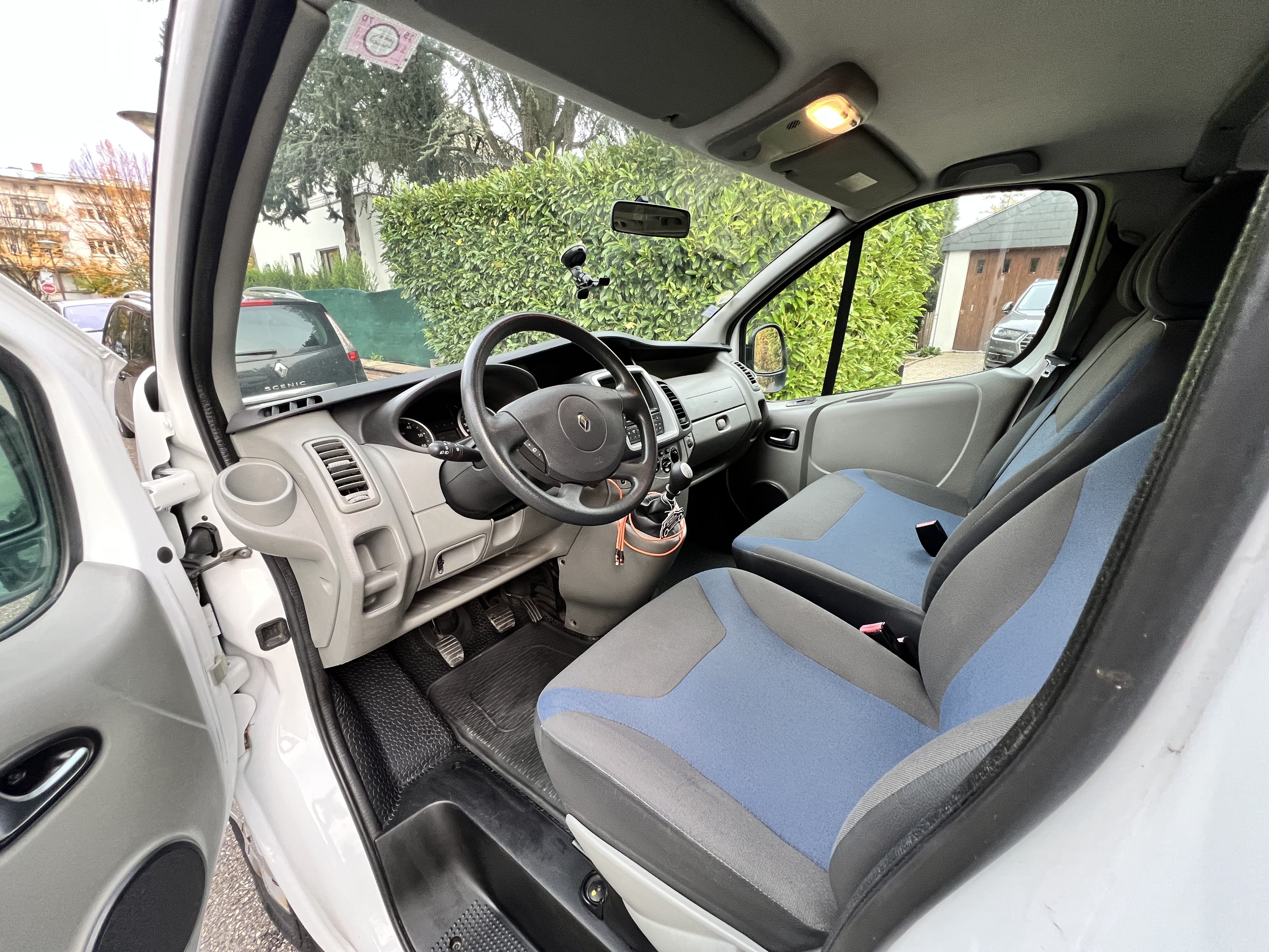 Renault Trafic Passenger 9 places / Clim - Regulateur avec Régulateur de vitesse