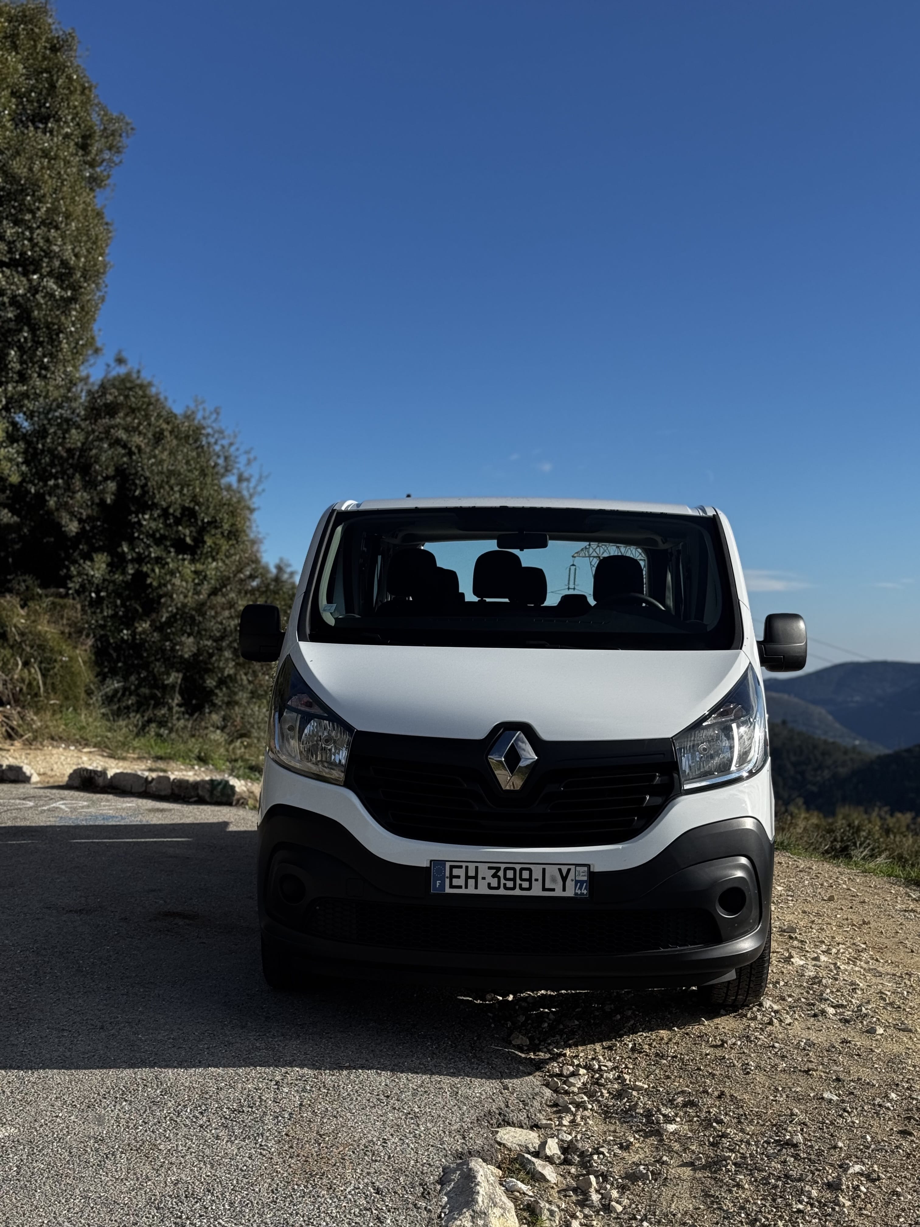 Renault Trafic Passenger mit Winterreifen