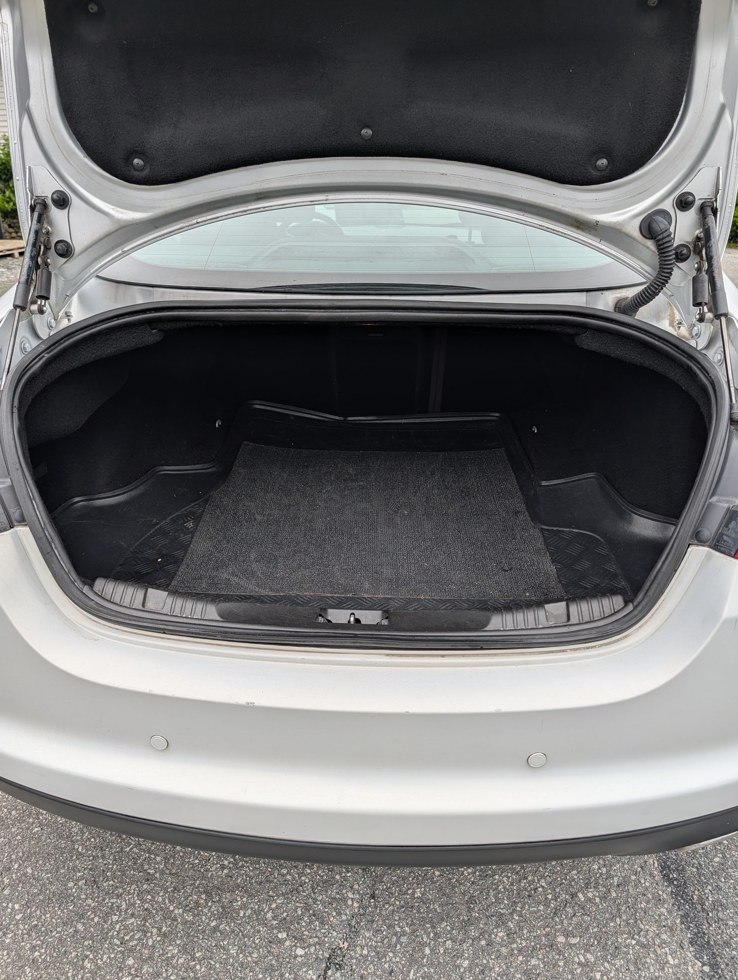 Jaguar XF med USB ladeuttak