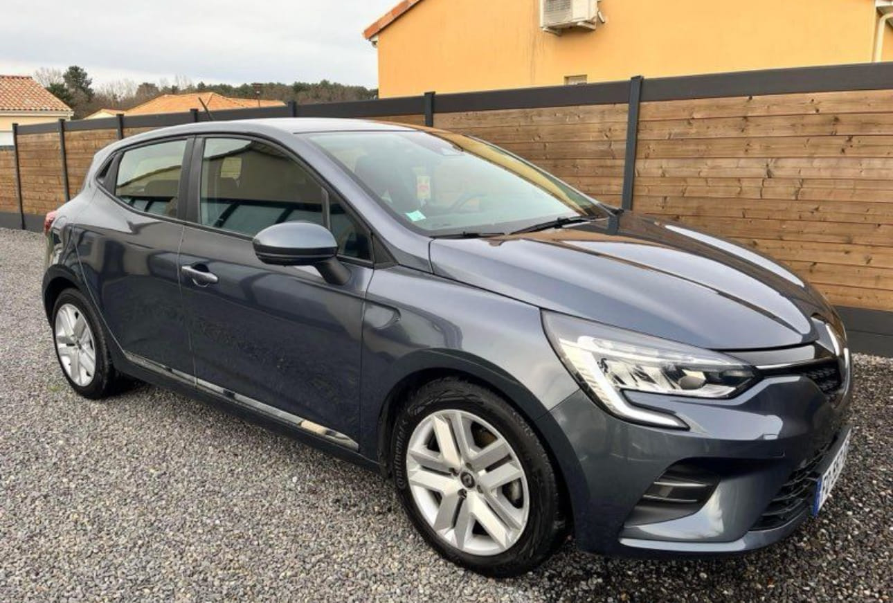 Renault Clio avec GPS