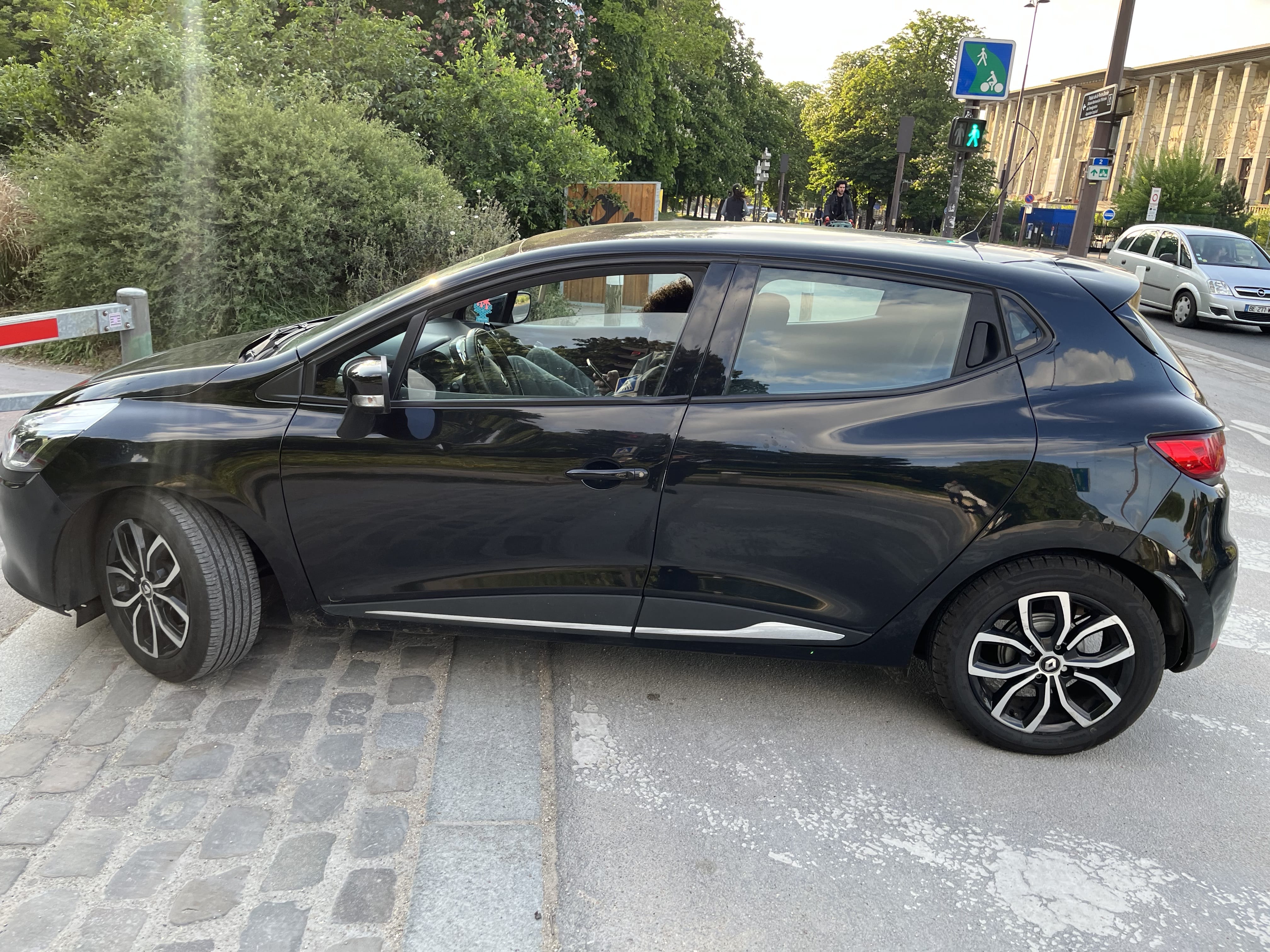 Renault Clio avec Régulateur de vitesse