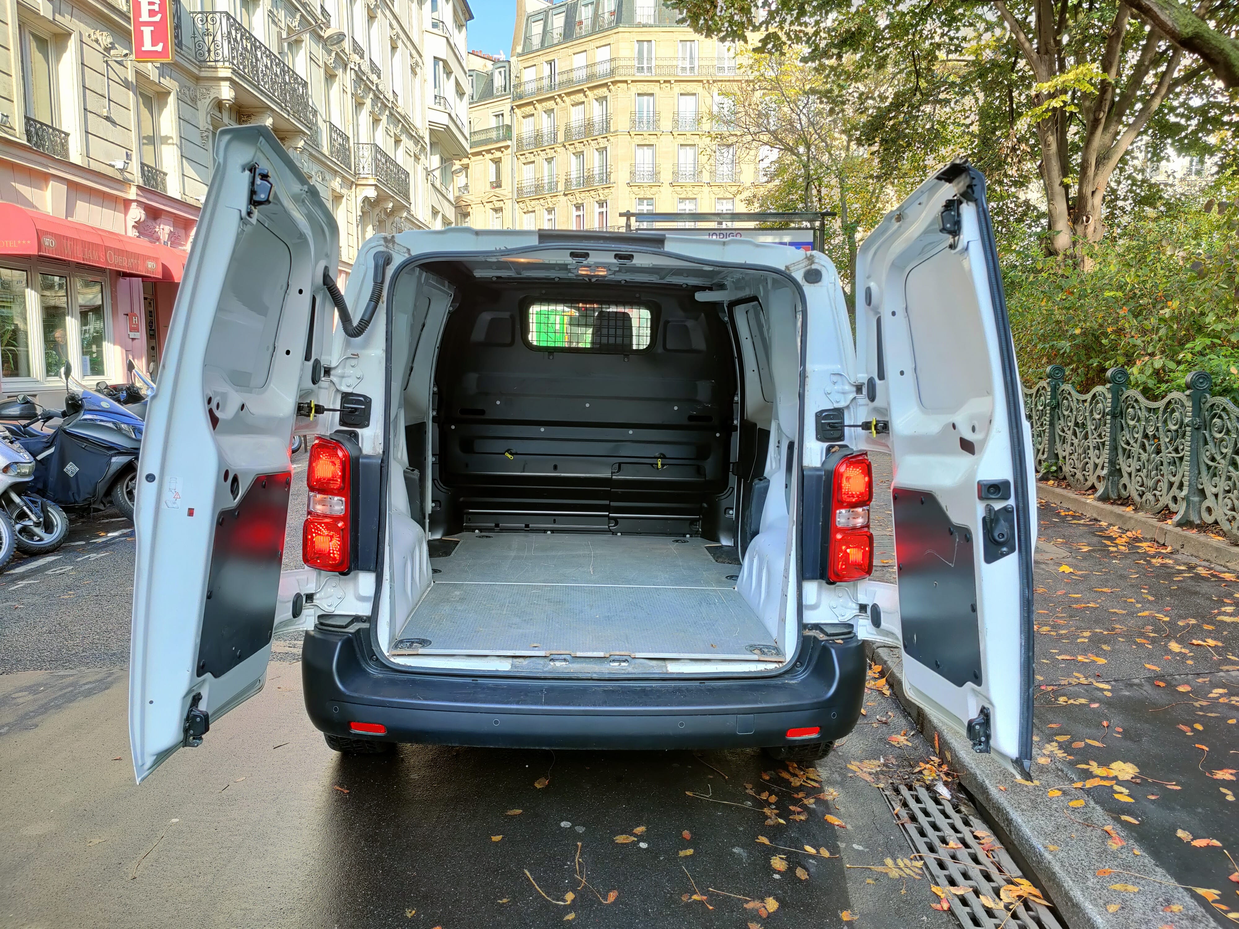 Toyota Proace Fourgon  5m3 - FP606RM avec Audio Bluetooth