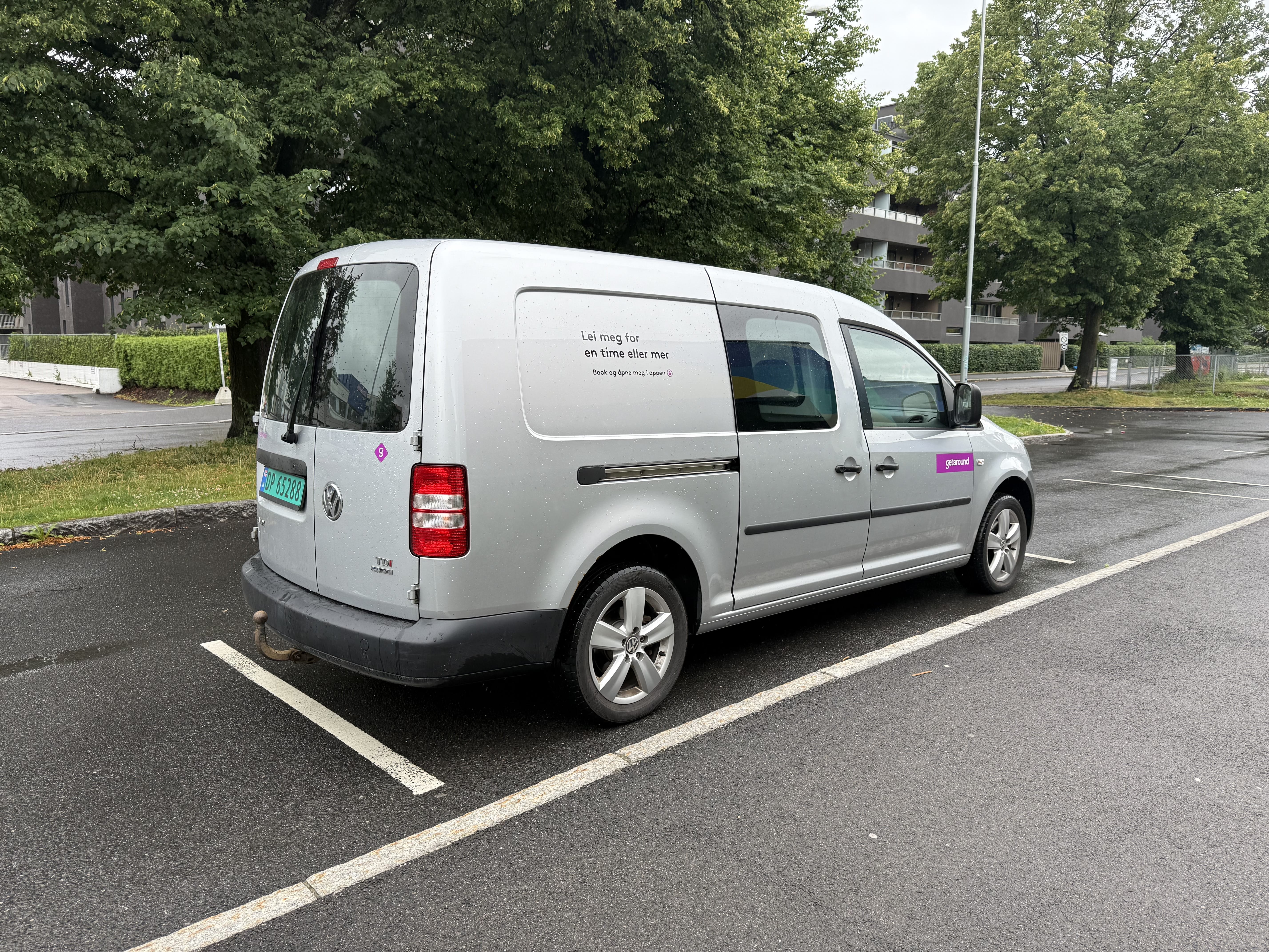 Volkswagen Caddy Maxi 1.6 TDI Automat gir med Aircondition
