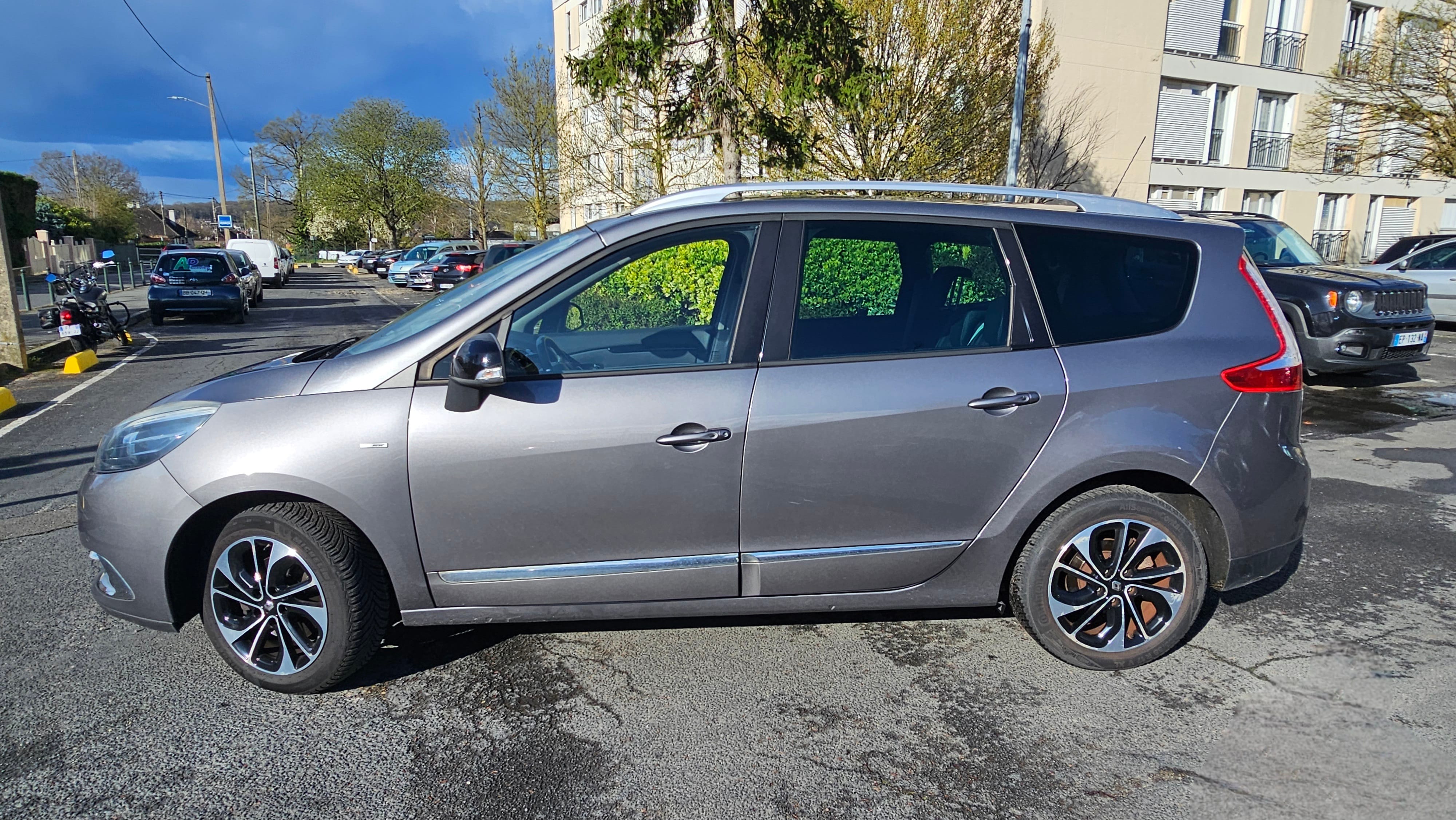 Renault Scenic avec Climatisation